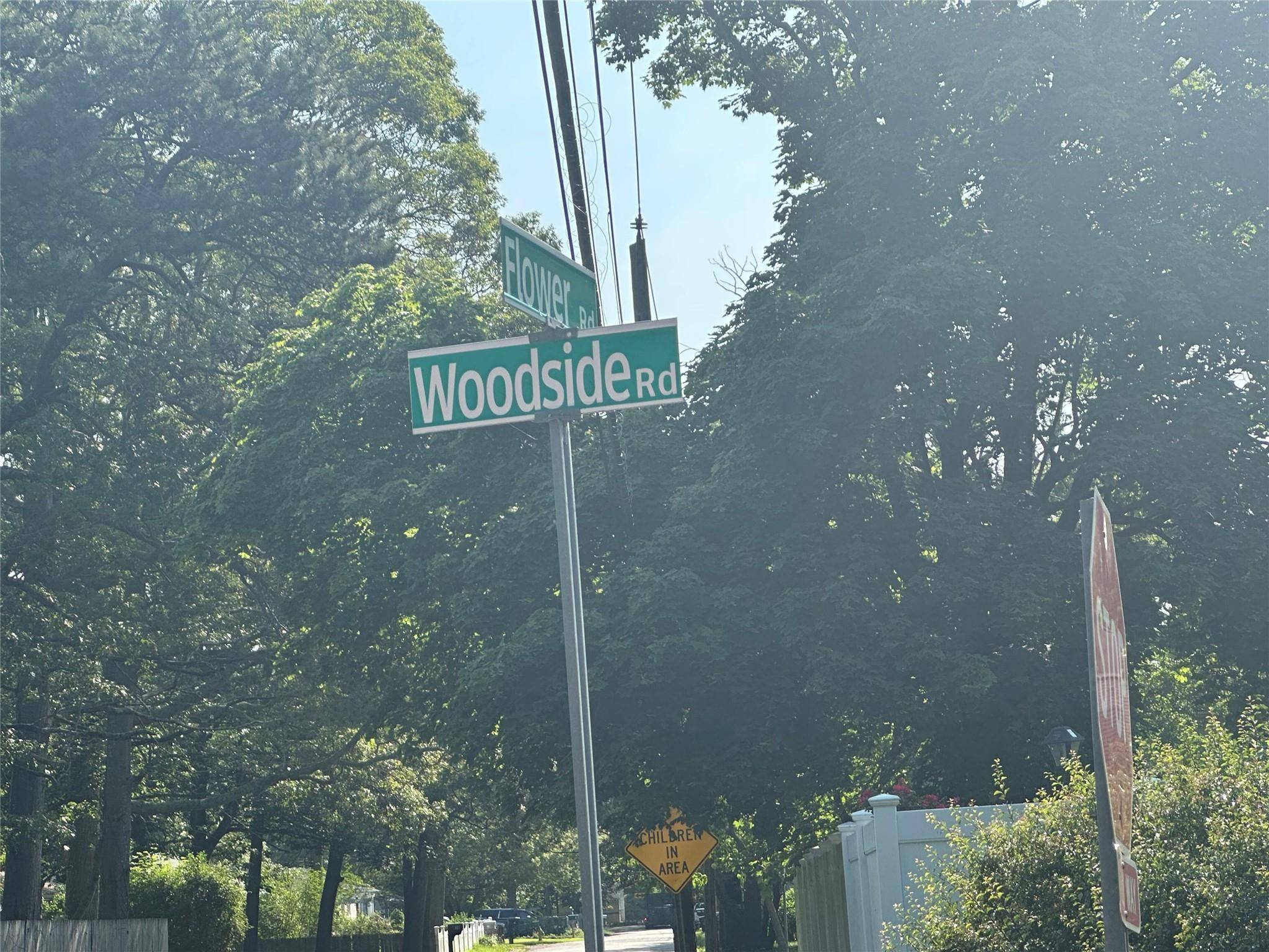Mastic Beach, NY 11951,8 Woodside
