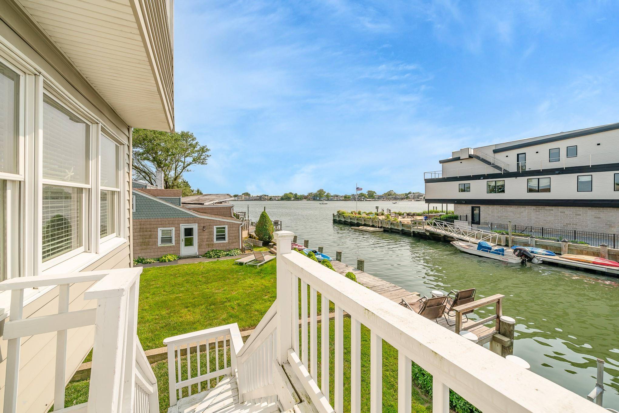 Freeport, NY 11520,106 Irving AVE