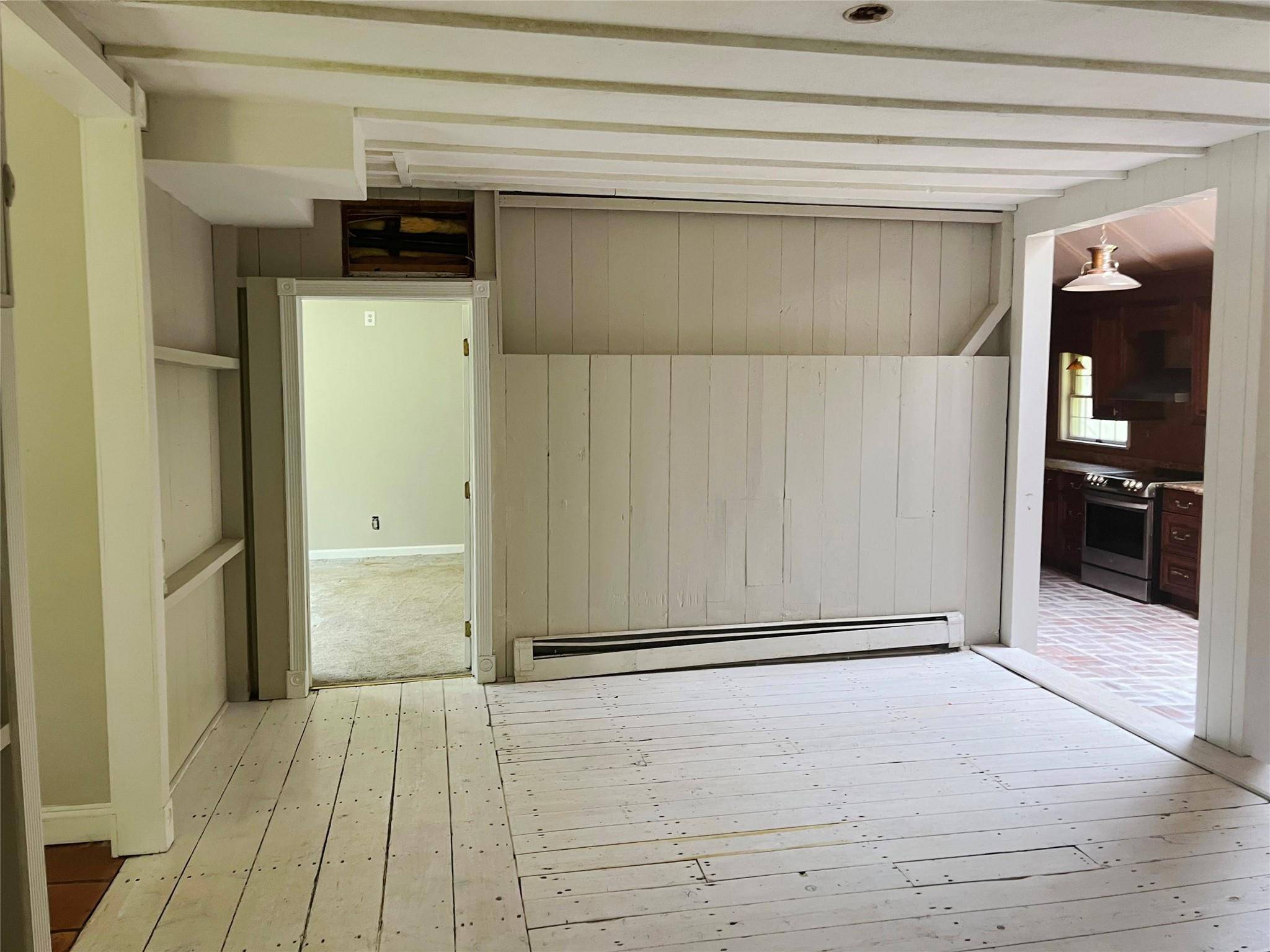 Center Moriches, NY 11934,7 Senic DR