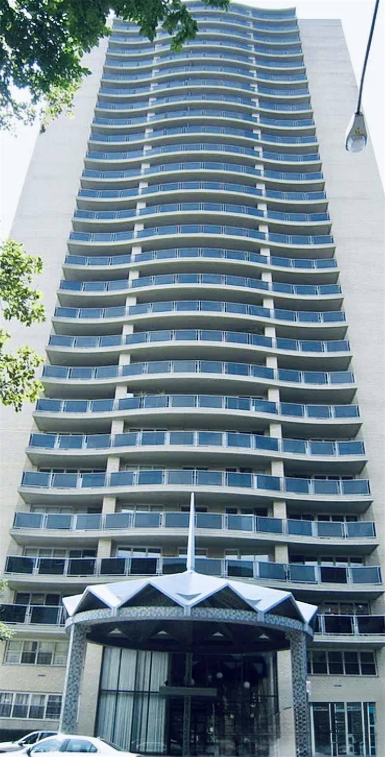 Forest Hills, NY 11375,66-36 Yellowstone BLVD #4F