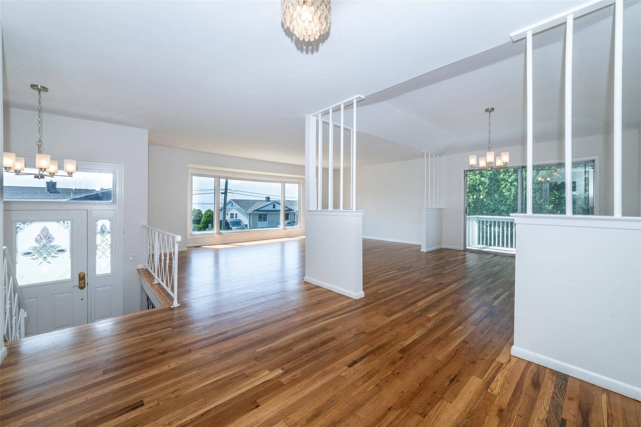 New Rochelle, NY 10805,108 Kensington OVAL