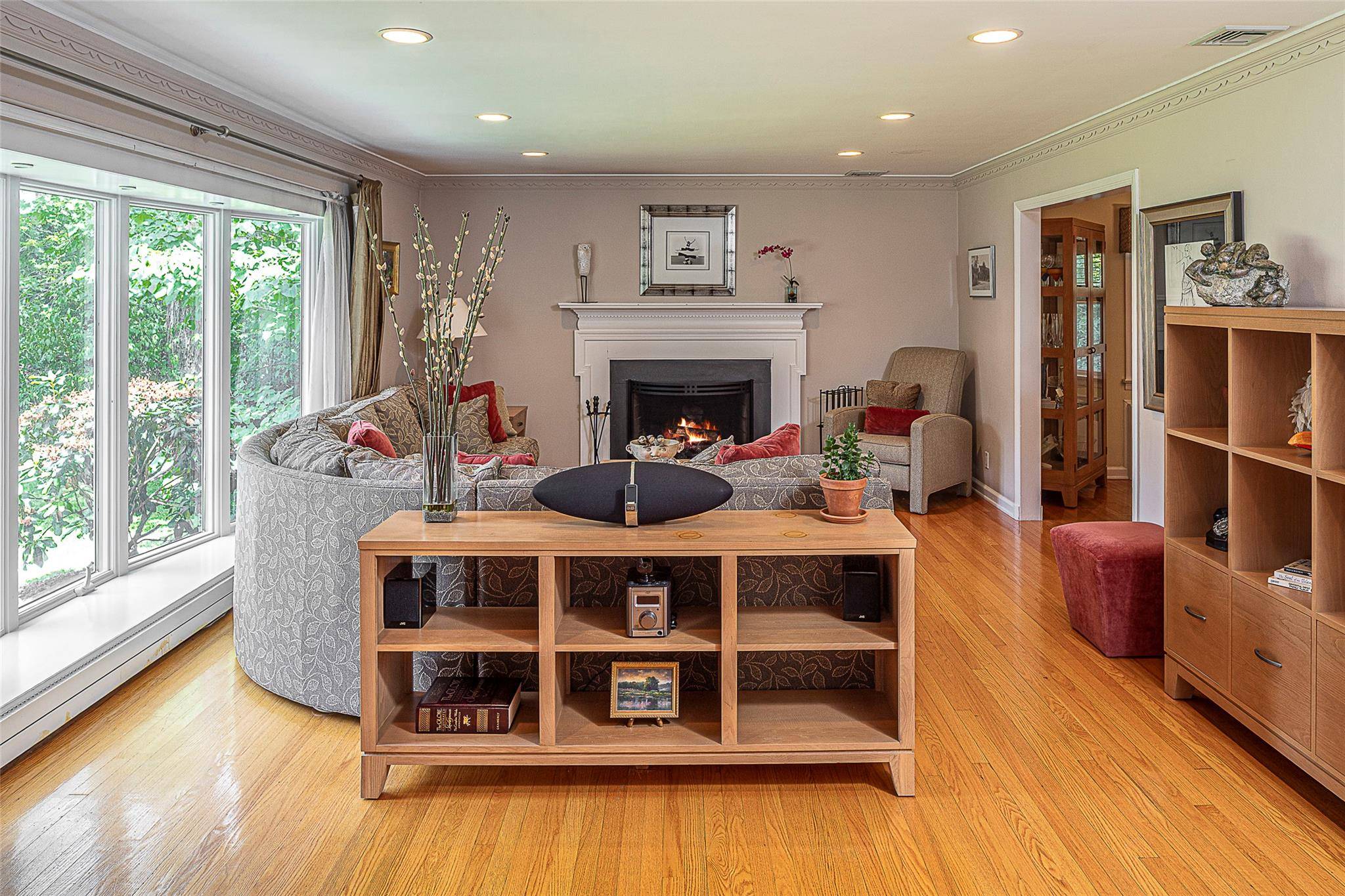 Bronxville, NY 10708,66 North RD