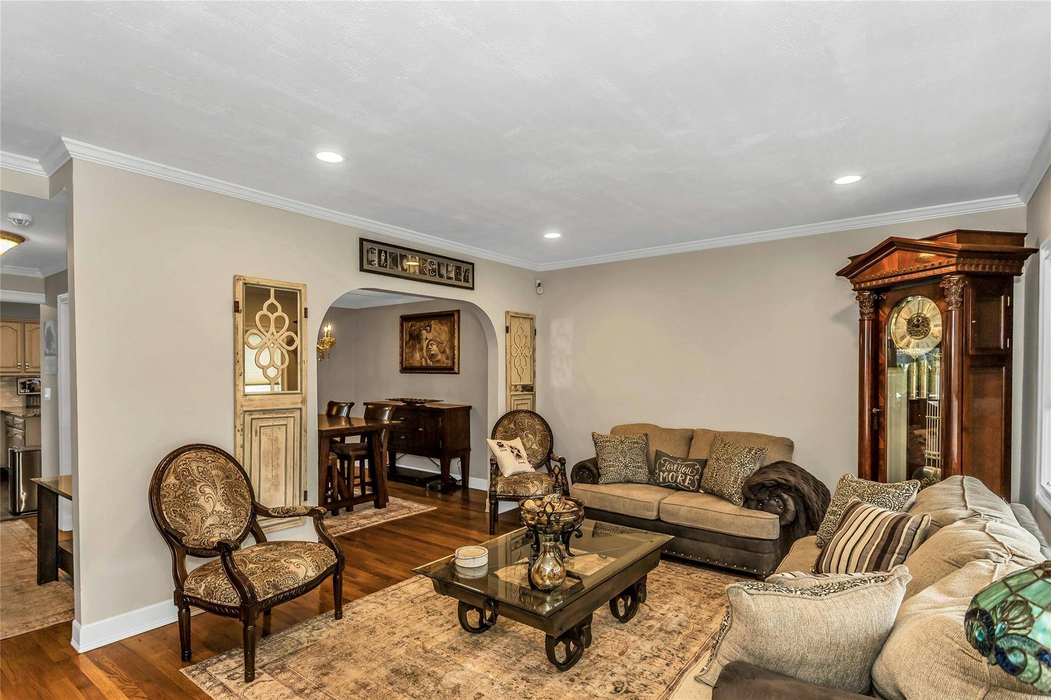 Massapequa, NY 11758,484 N Atlanta AVE