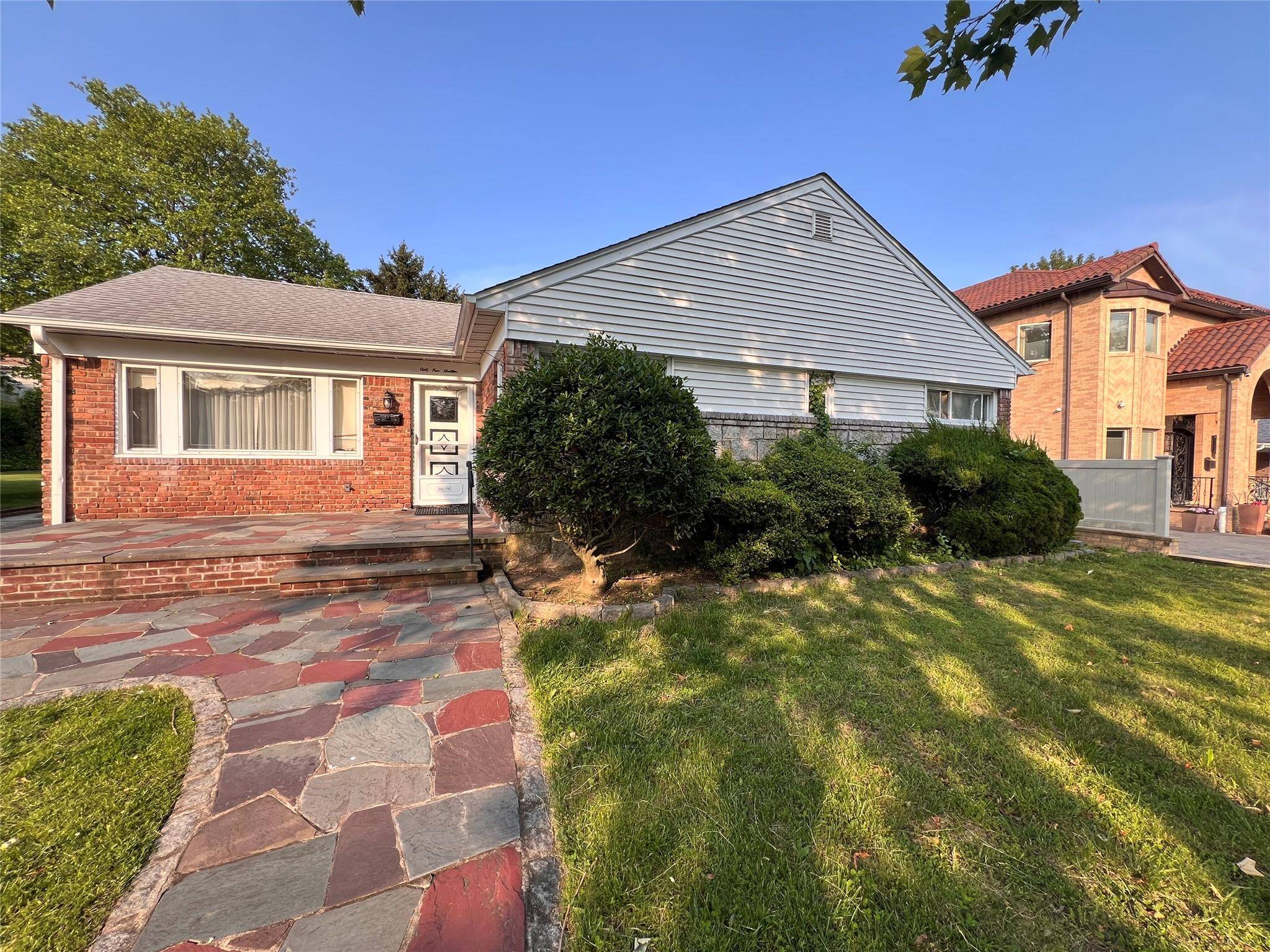 Little Neck, NY 11362,64-19 Marathon Pkwy