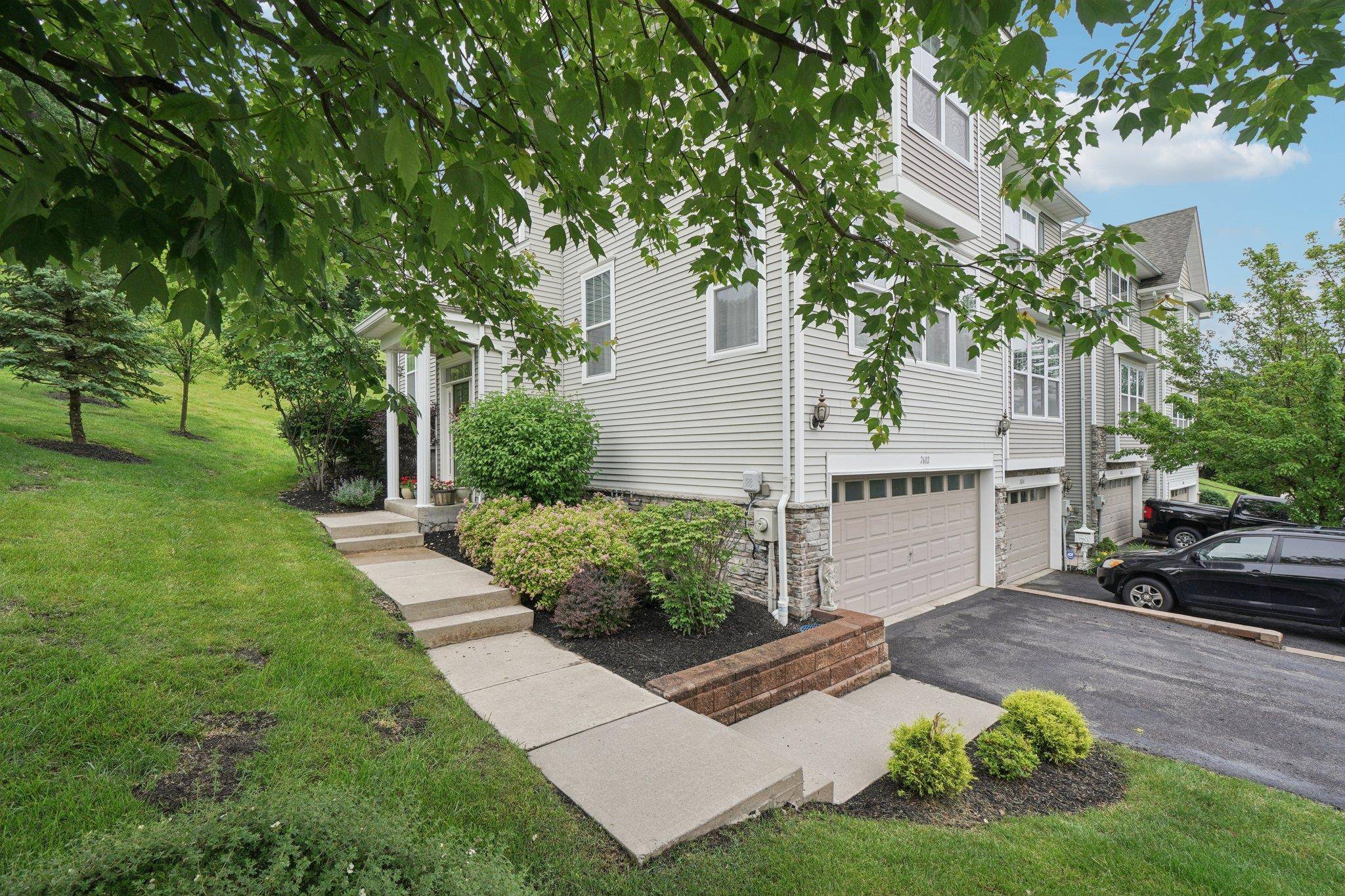 New Windsor, NY 12553,2602 Hawthorn WAY