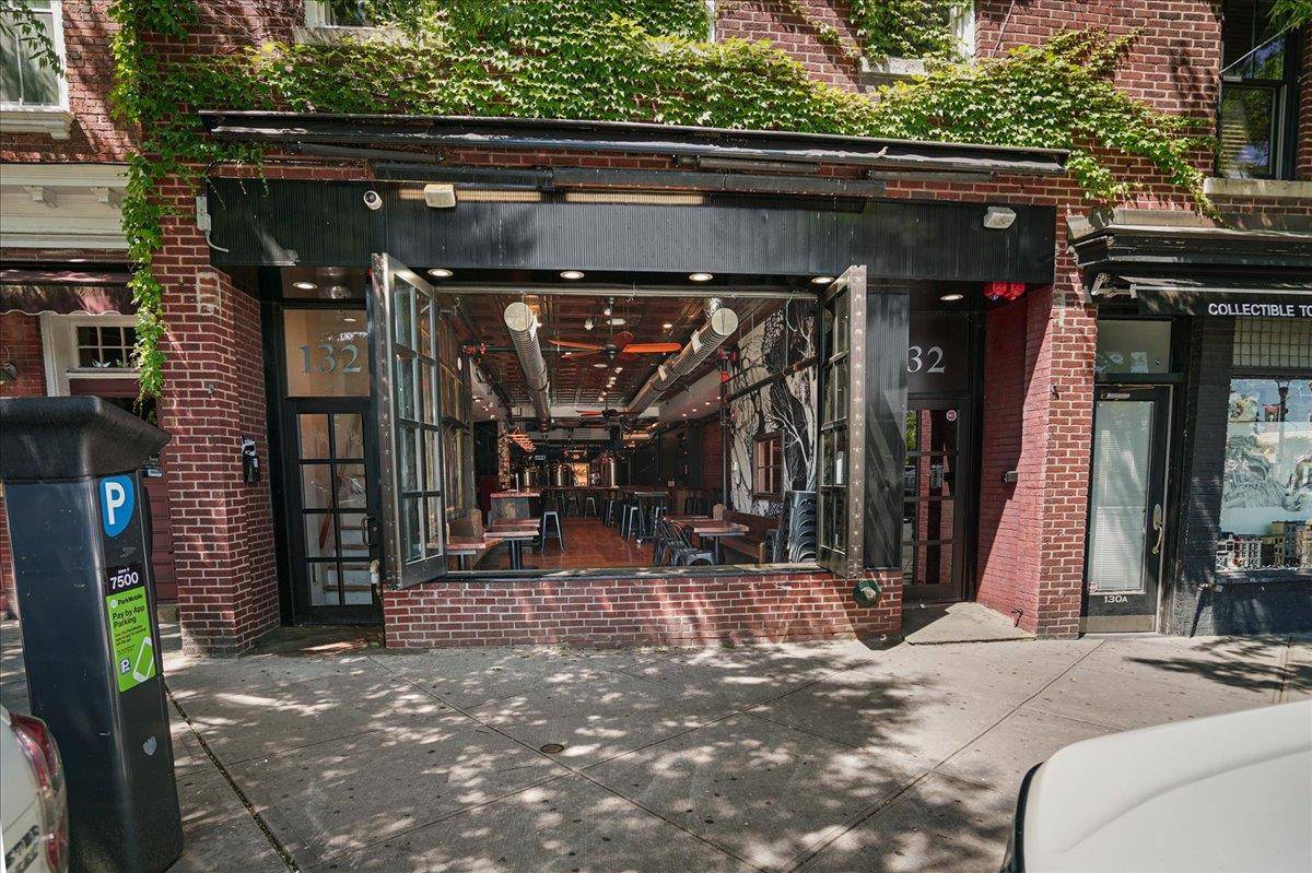 Nyack, NY 10960,132 Main ST