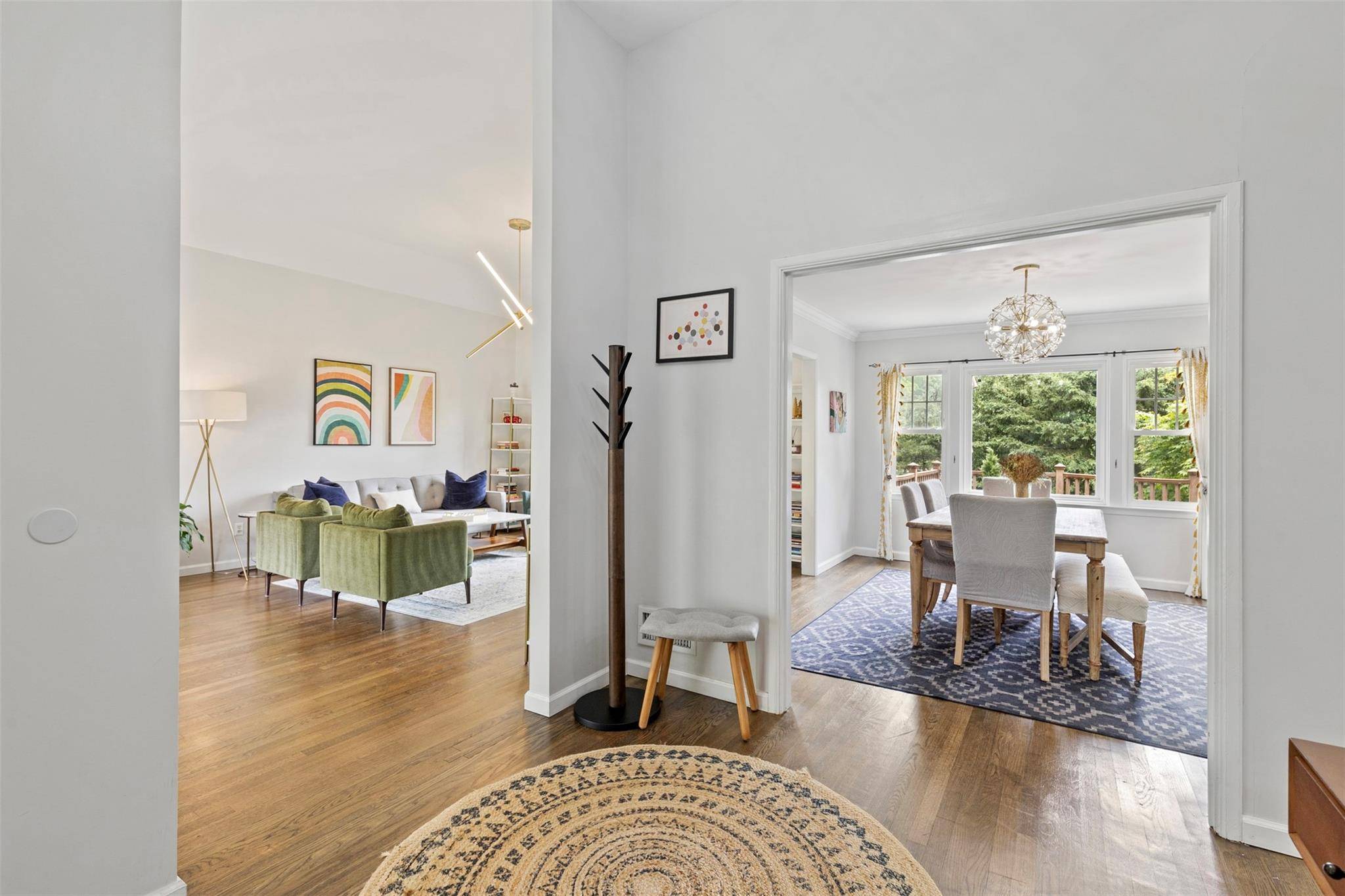 Scarsdale, NY 10583,8 Sylvan LN