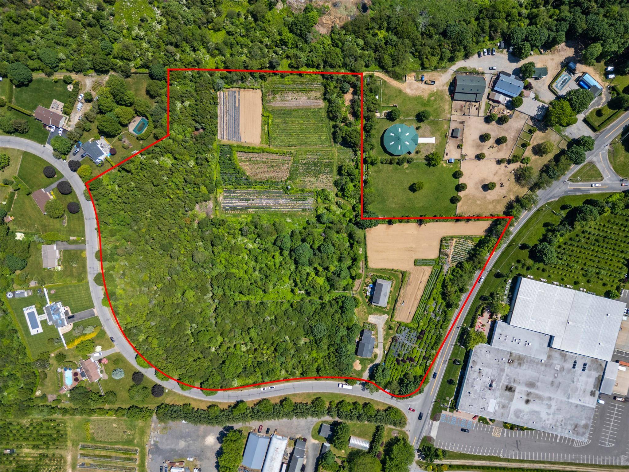 Calverton, NY 11933,2706 Sound AVE