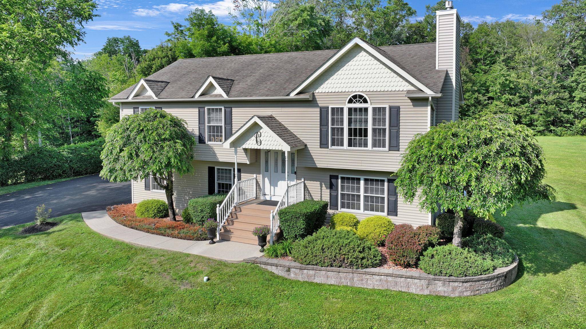 Middletown, NY 10940,450 Mt Orange RD
