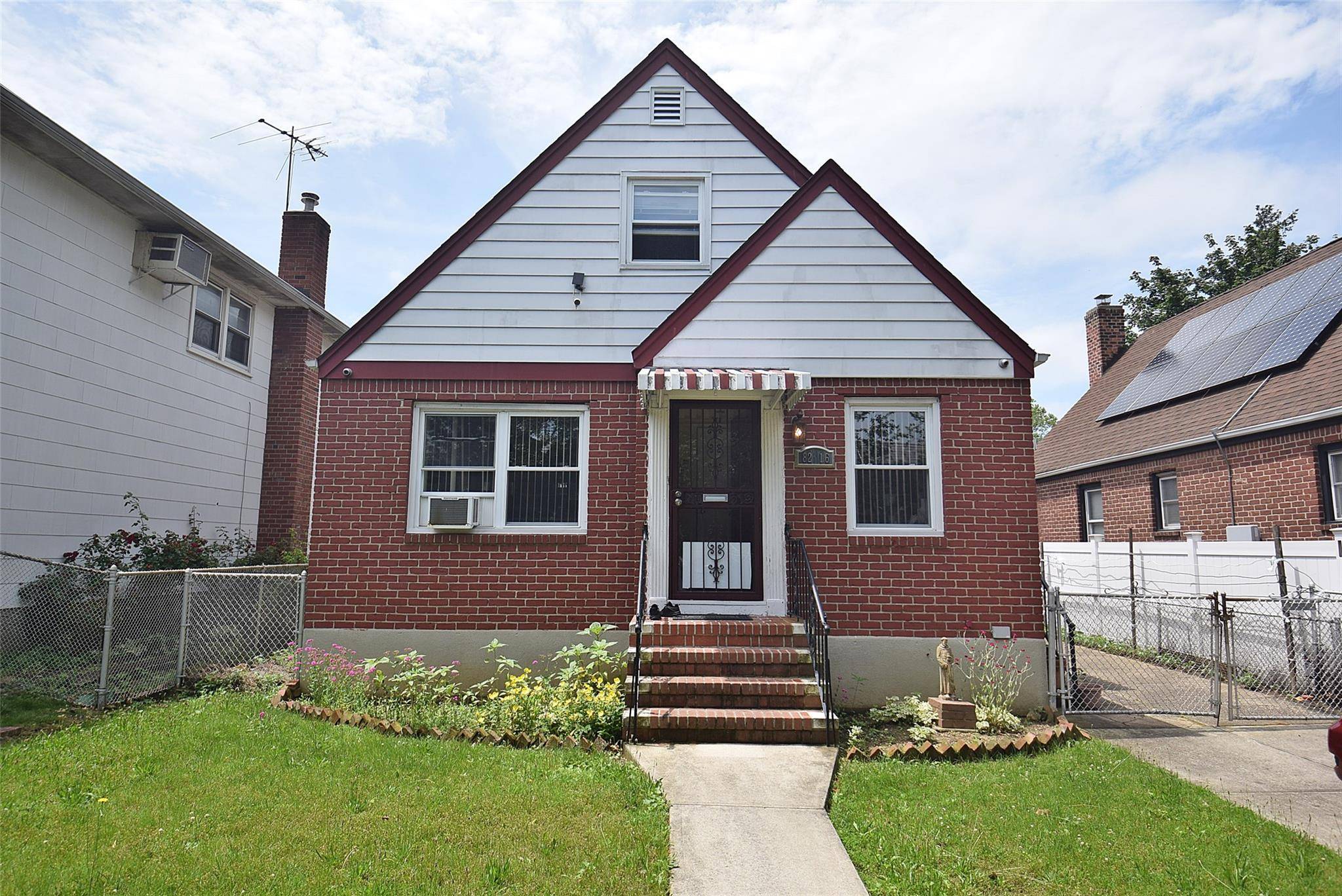 Bellerose, NY 11426,82-16 251st ST