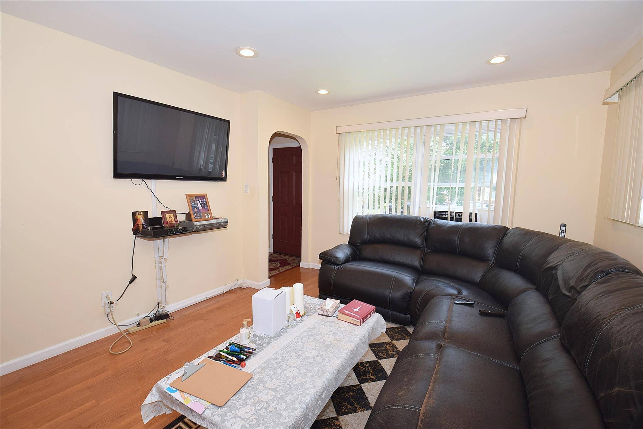Bellerose, NY 11426,82-16 251st ST