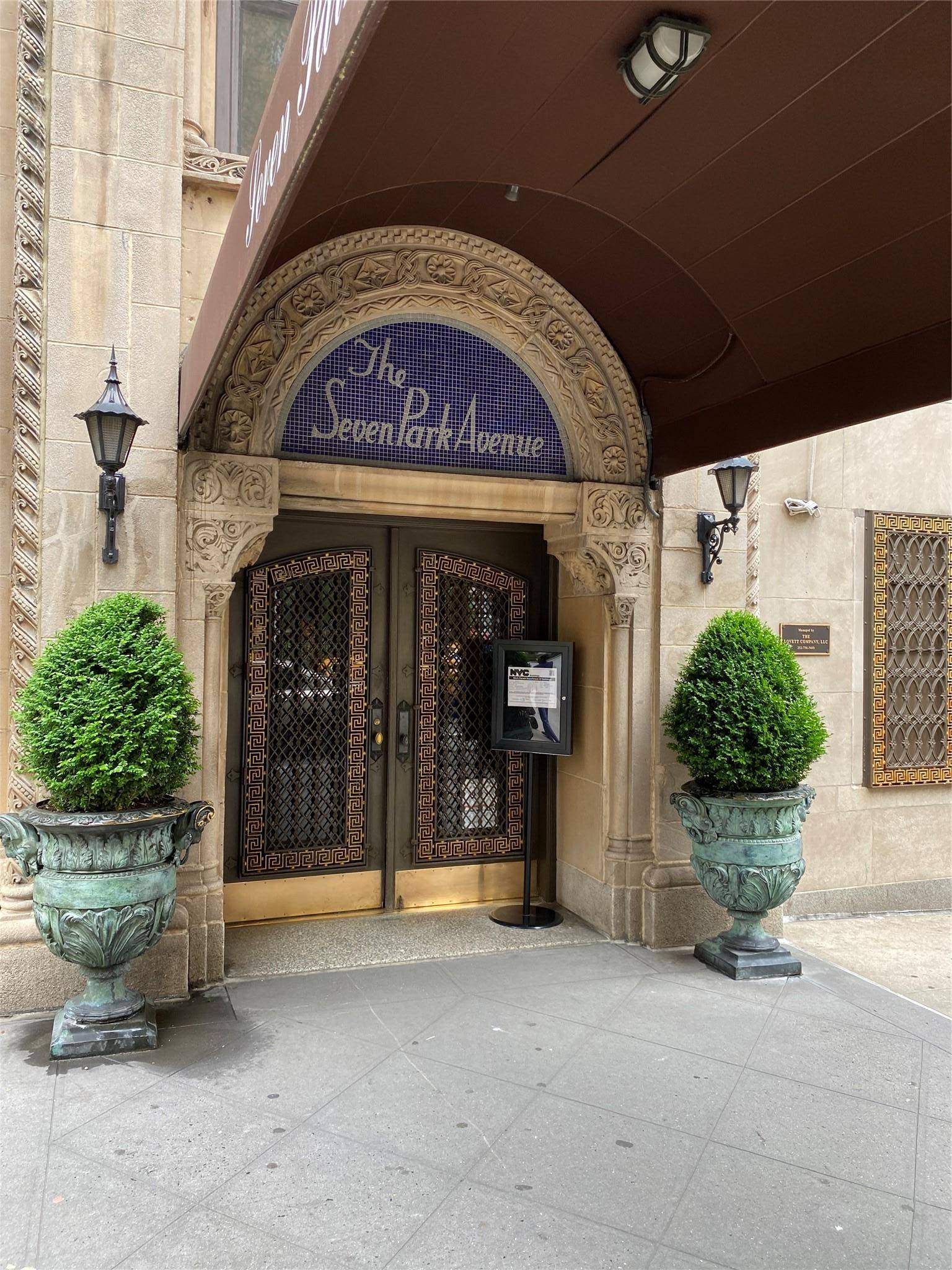 New York (manhattan), NY 10016,7 Park AVE #7i