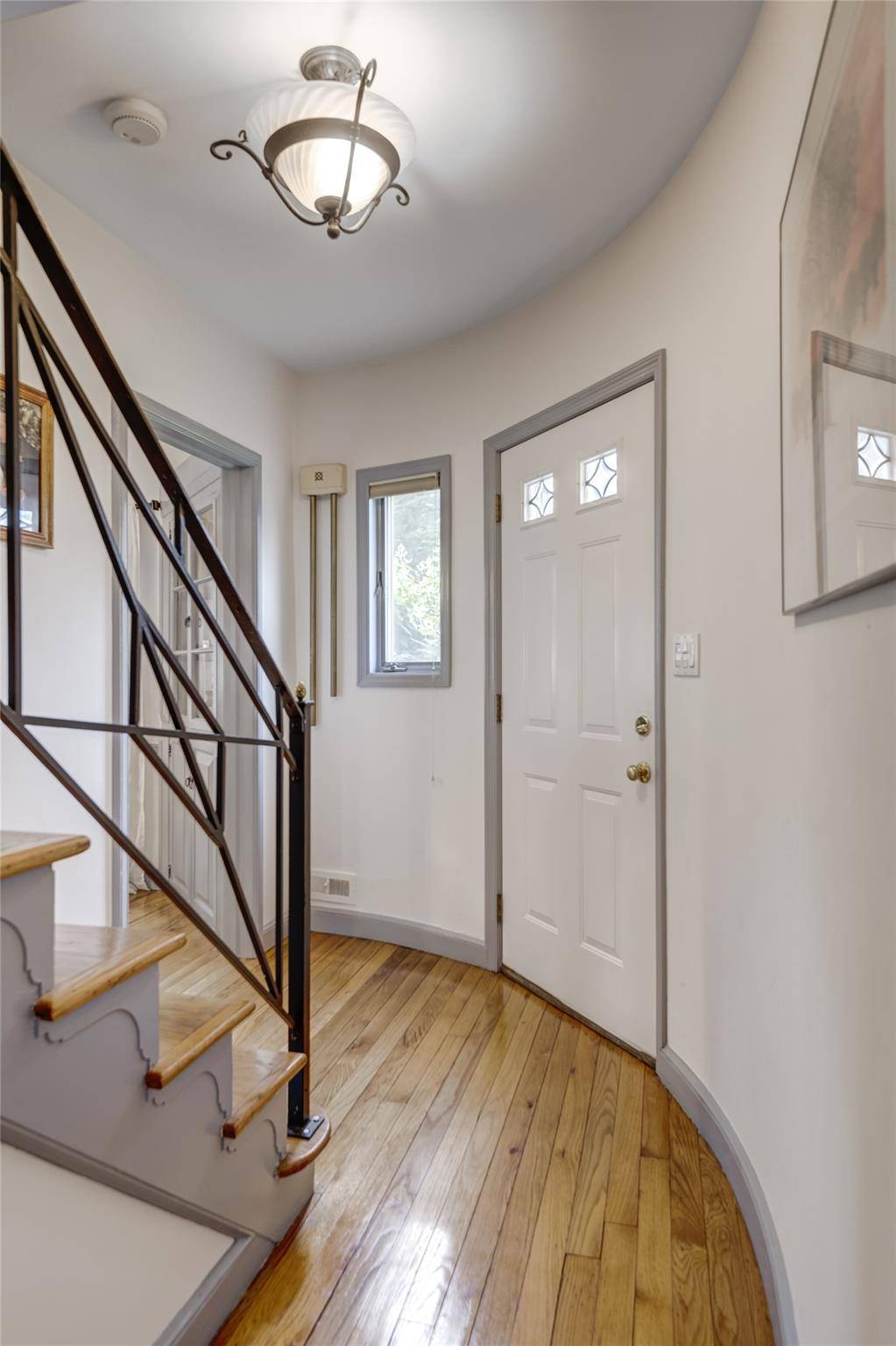 Glen Head, NY 11545,3 Carman PL