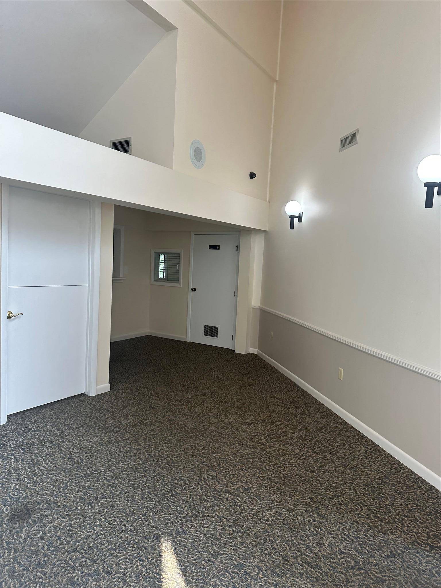 Hyde Park, NY 12538,7 Pinewoods RD #Suite 6