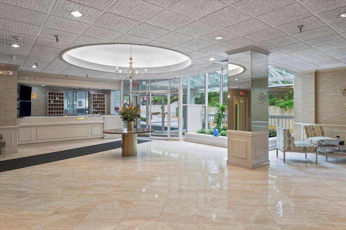New Rochelle, NY 10804,1270 North AVE #5A
