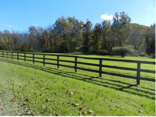 Pawling, NY 12564,14 Akindale RD