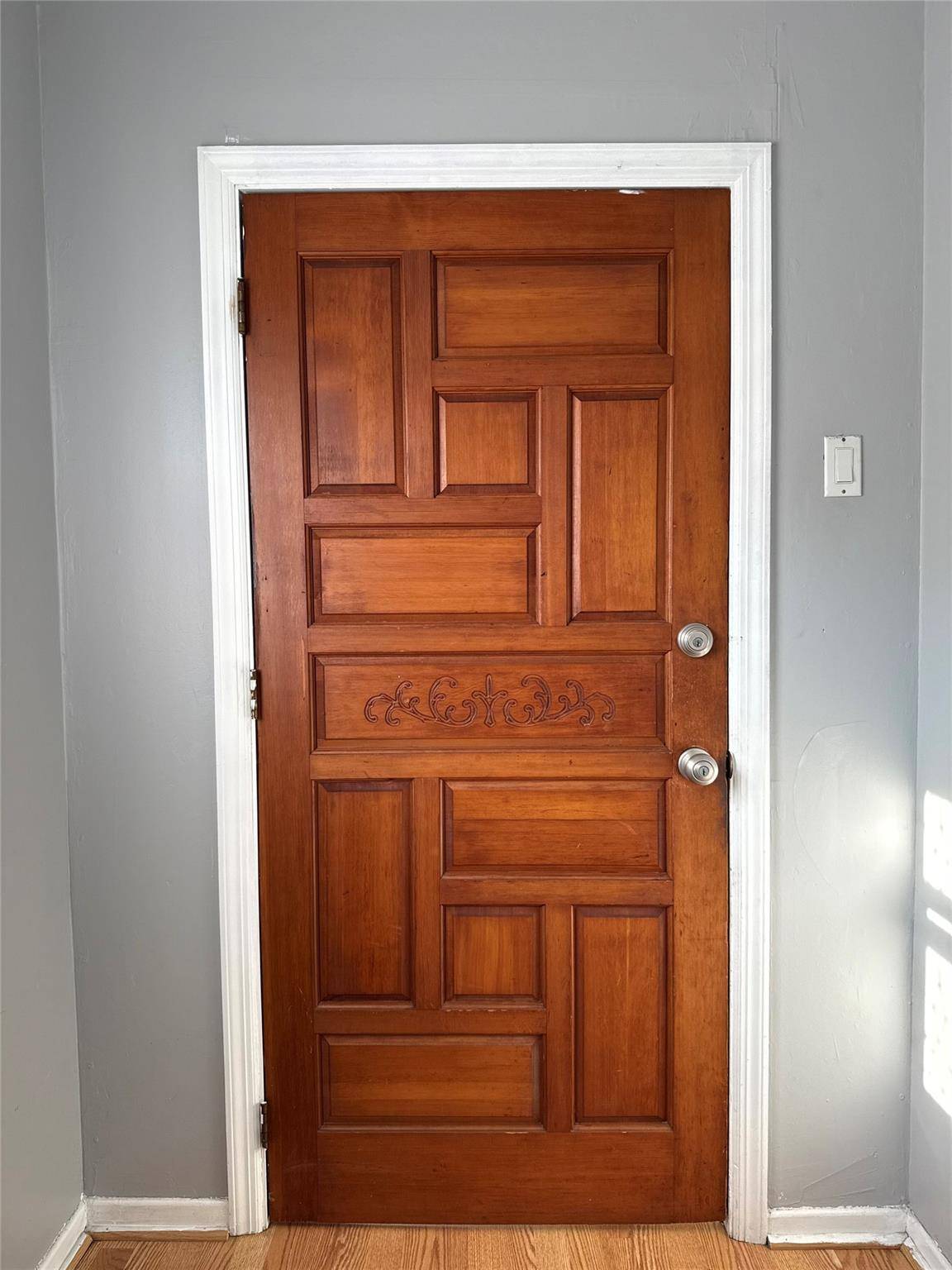 Rockville Centre, NY 11570,25 Milford PL