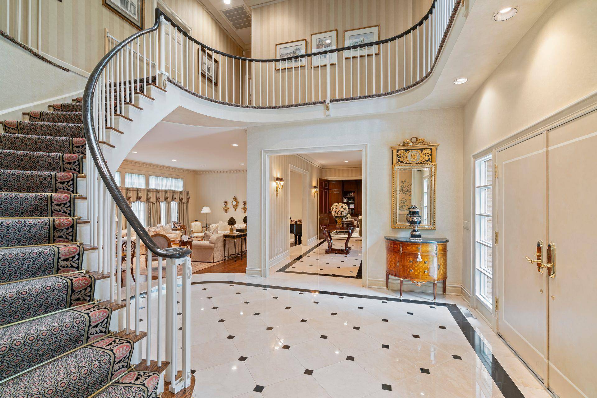 Old Brookville, NY 11545,8 High Meadow CT