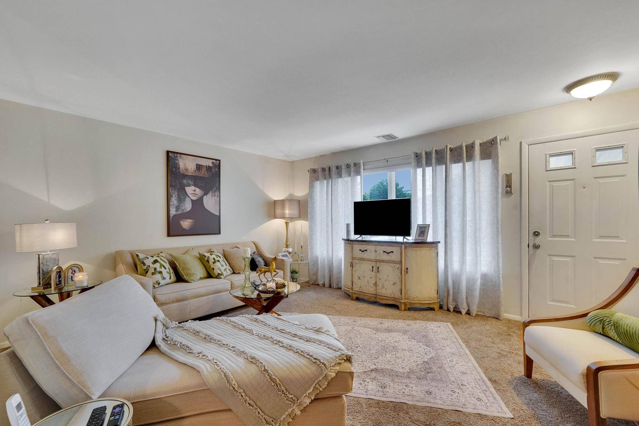 East Islip, NY 11730,20 Laurel AVE #79