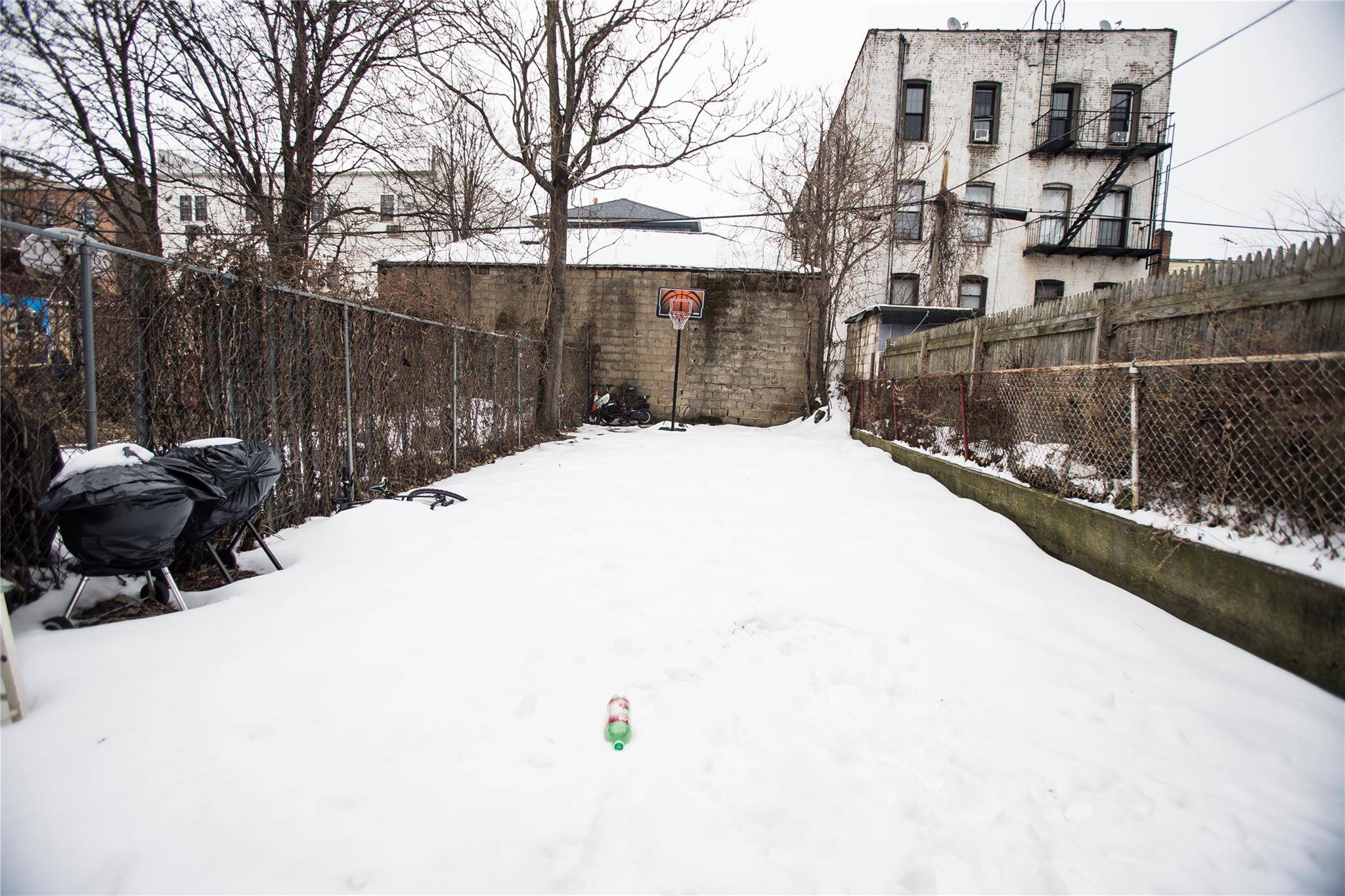 Brooklyn, NY 11207,705 Ashford ST