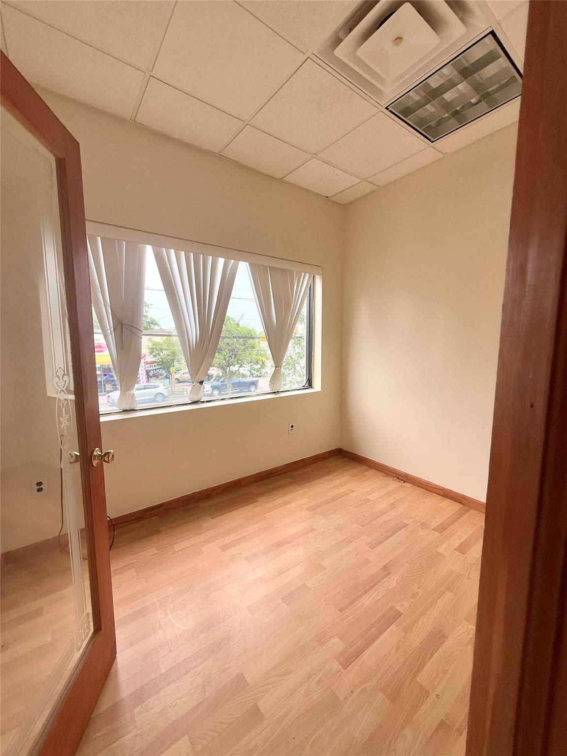 Springfield Gardens, NY 11413,217-01 Merrick