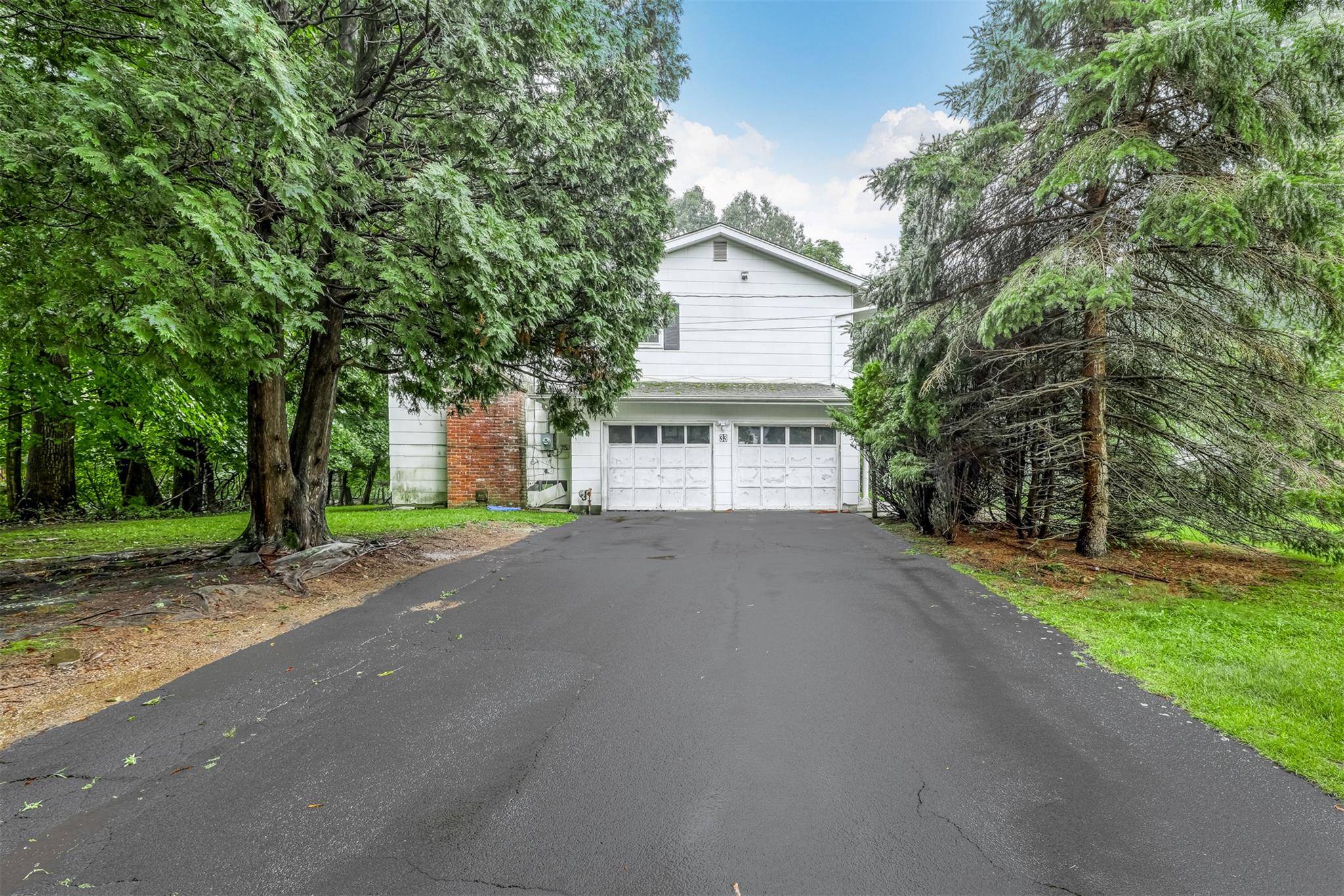 Spring Valley, NY 10977,33 Sandy Brook DR