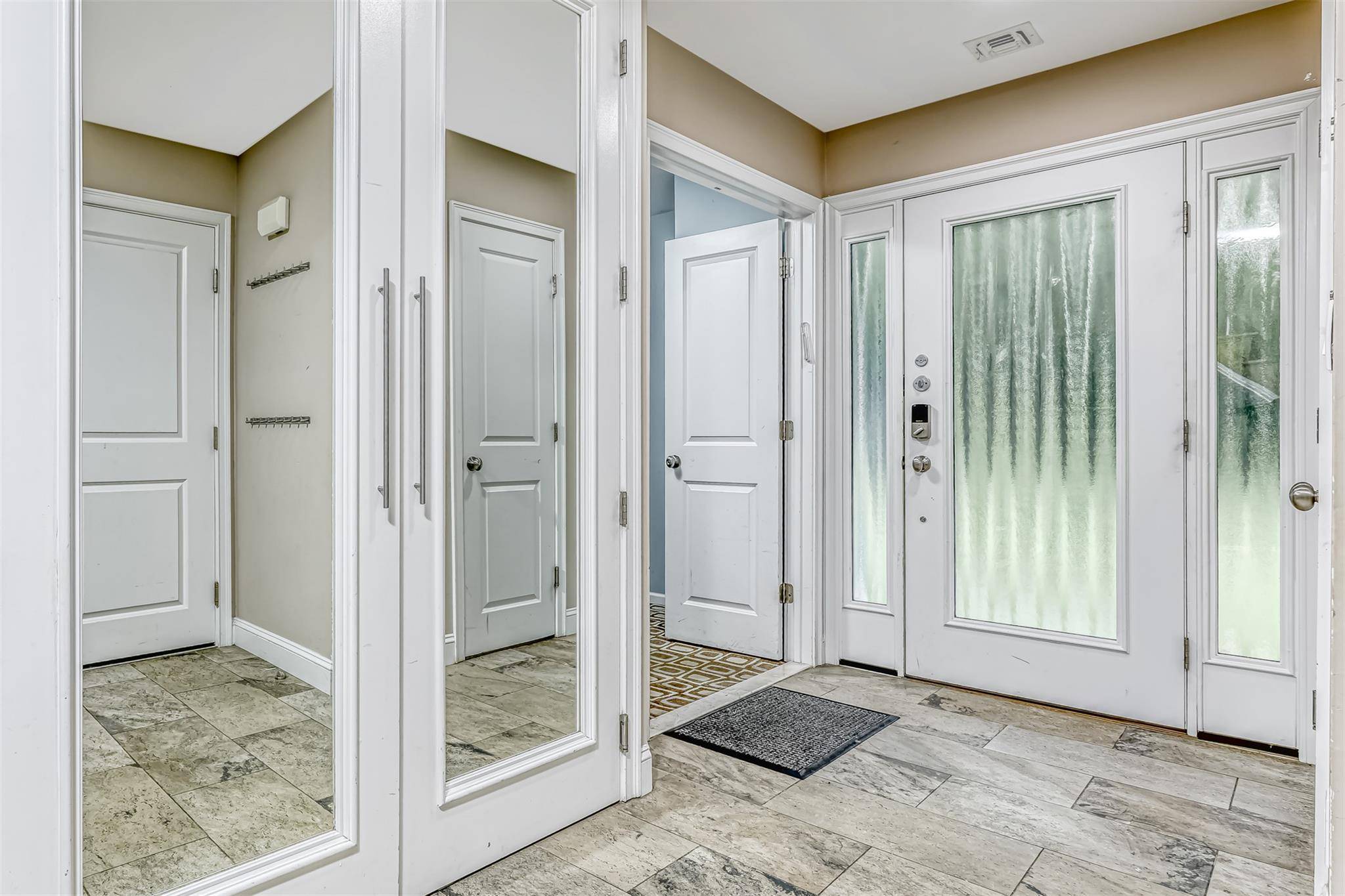 Spring Valley, NY 10977,33 Sandy Brook DR