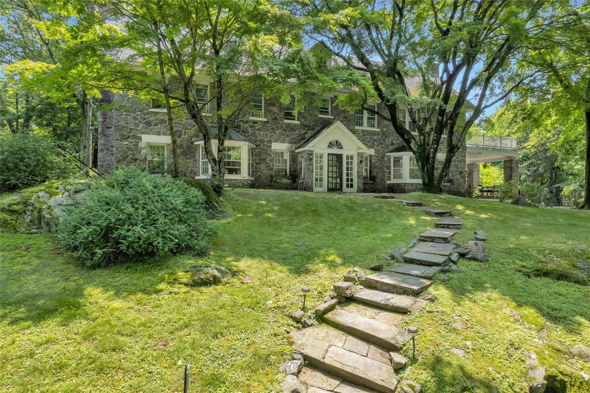 Tarrytown, NY 10591,23 Gracemere