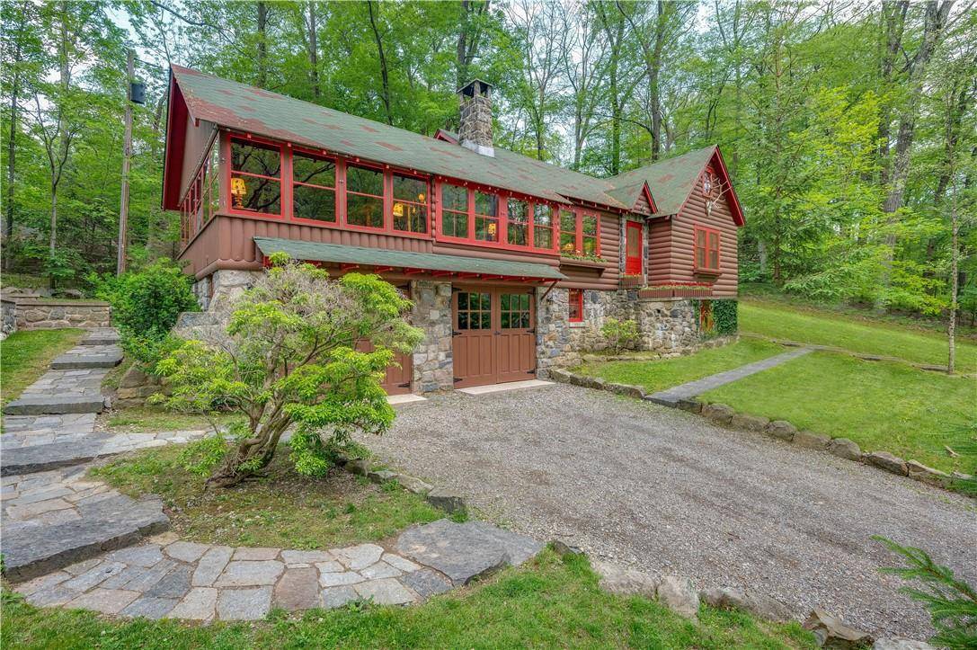 Cold Spring, NY 10516,77 Lake DR