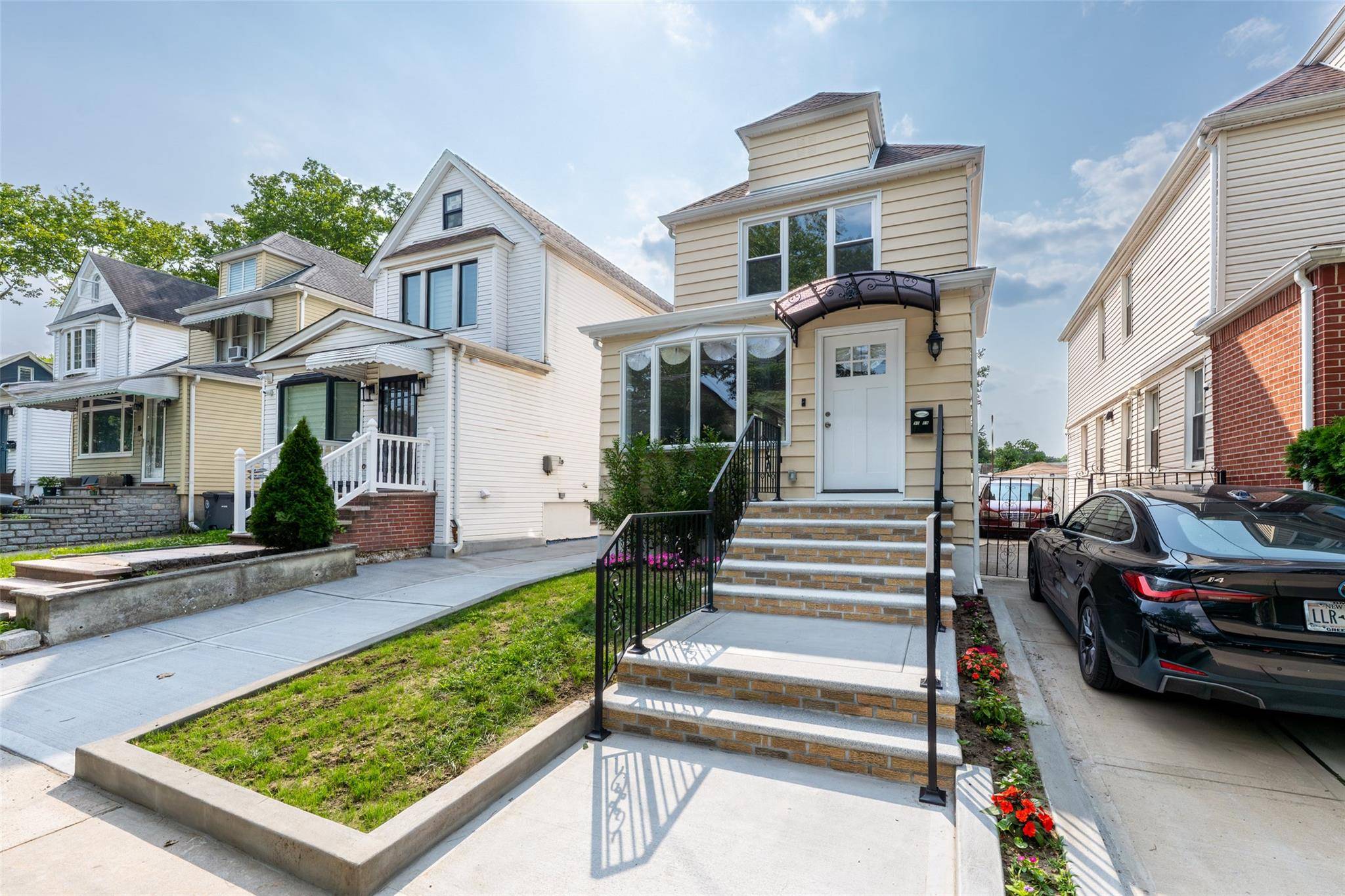 Forest Hills, NY 11375,9009 69th AVE