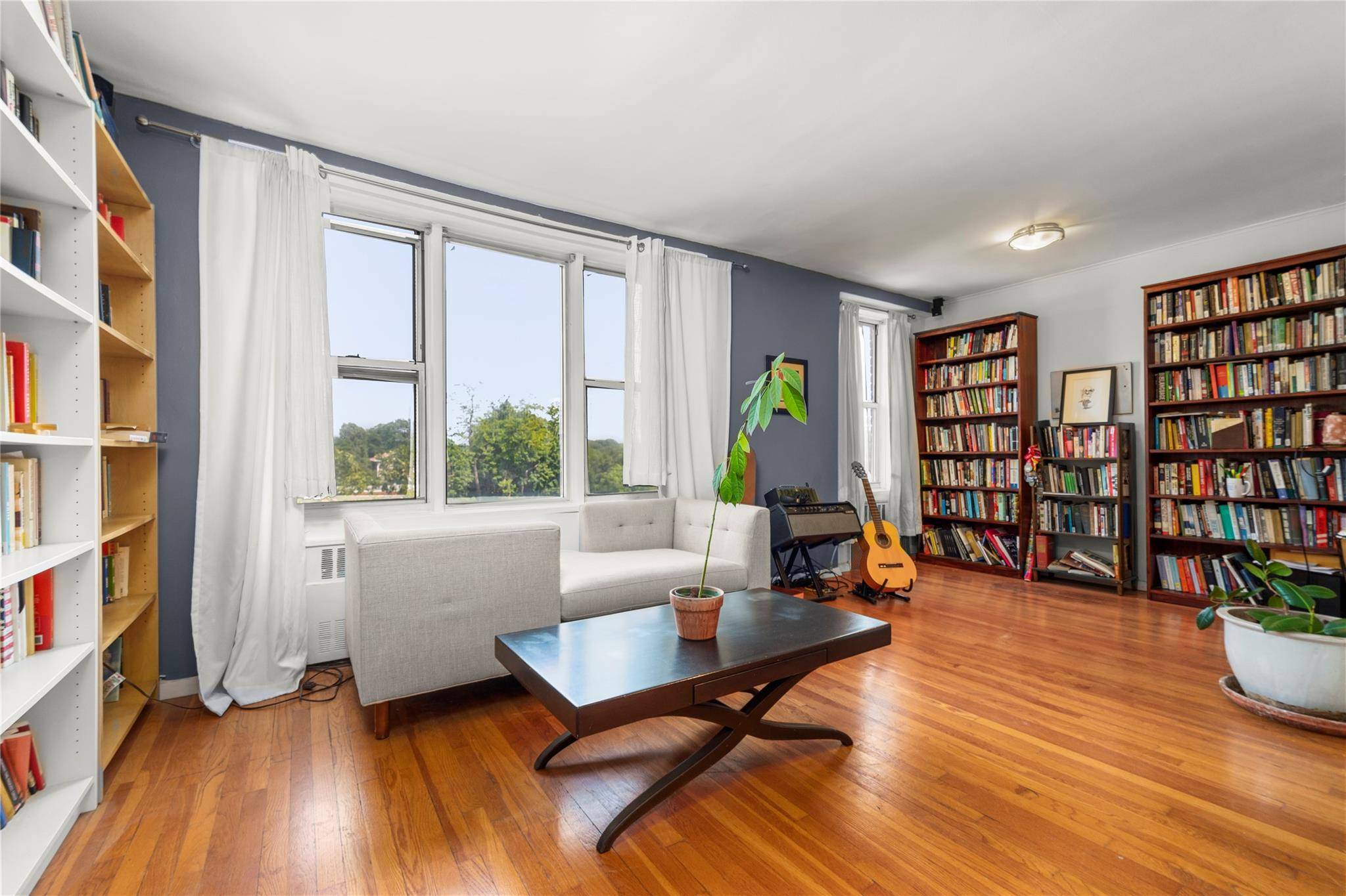 Bronx, NY 10471,5425 Valles AVE #5G