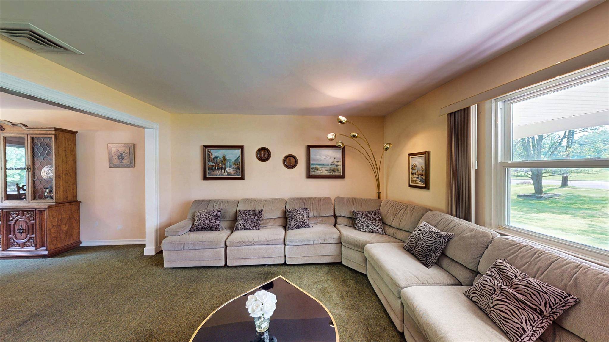Tappan, NY 10983,109 Lester DR