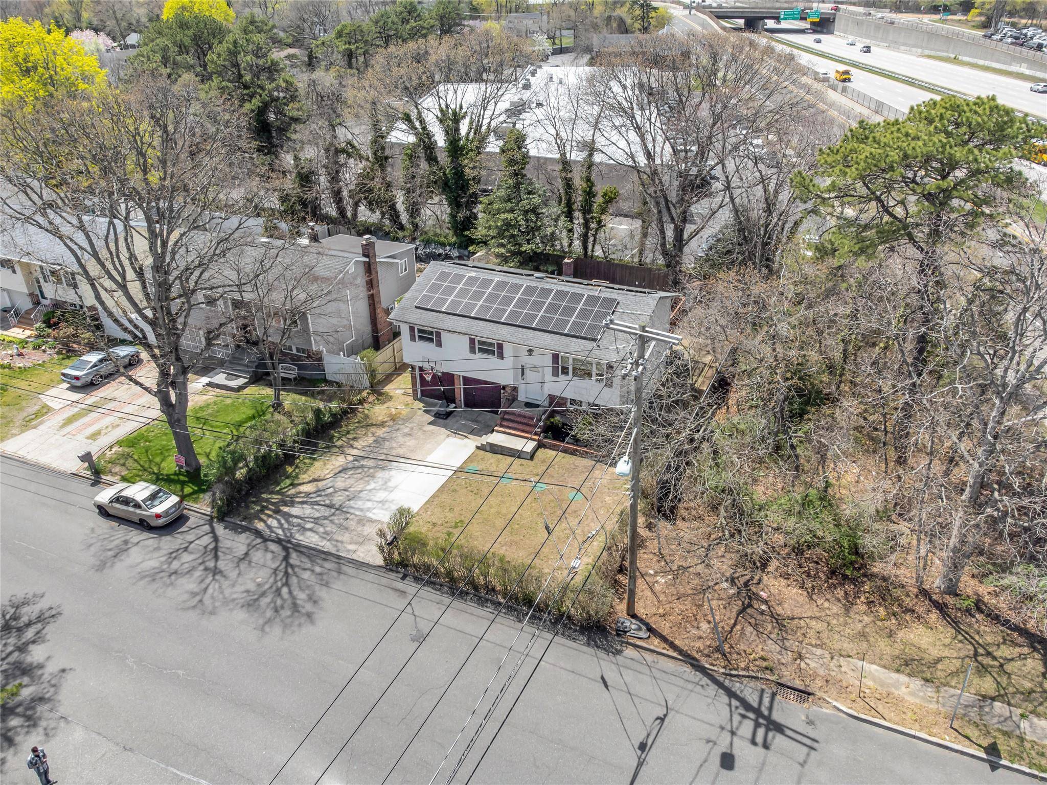 Sayville, NY 11782,756 Bohemia Pkwy