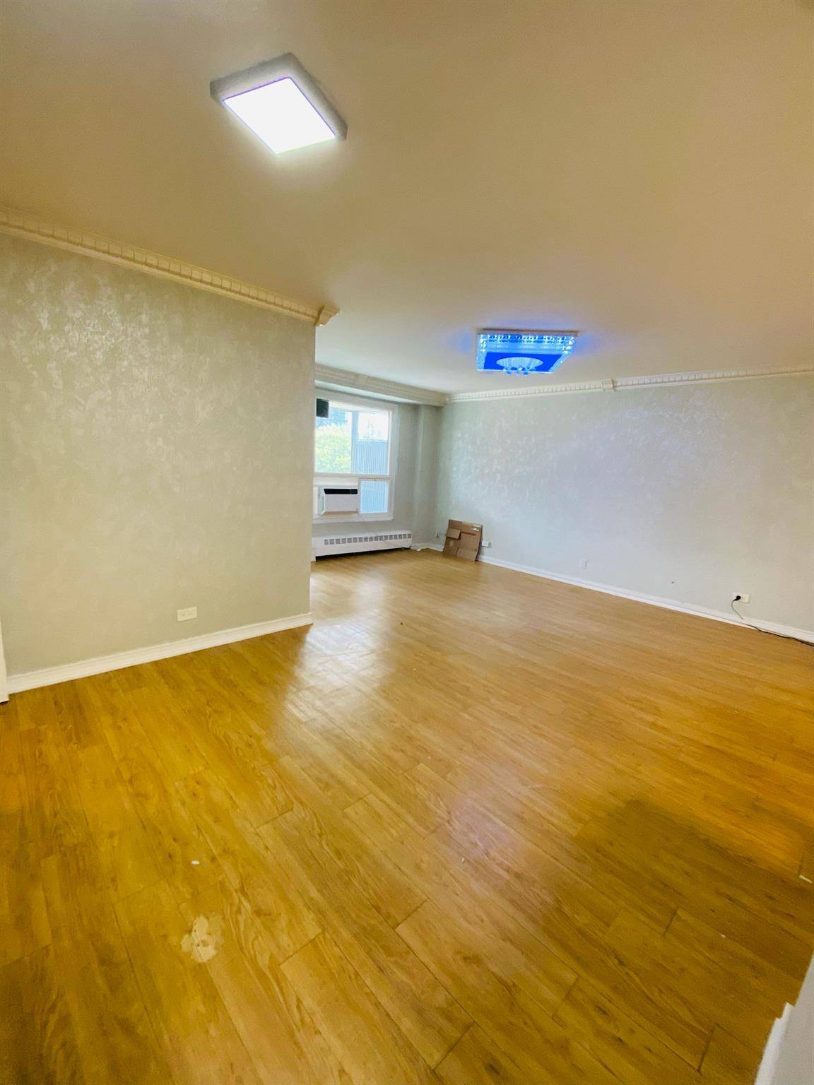 Rego Park, NY 11374,97-40 62 DR #7J