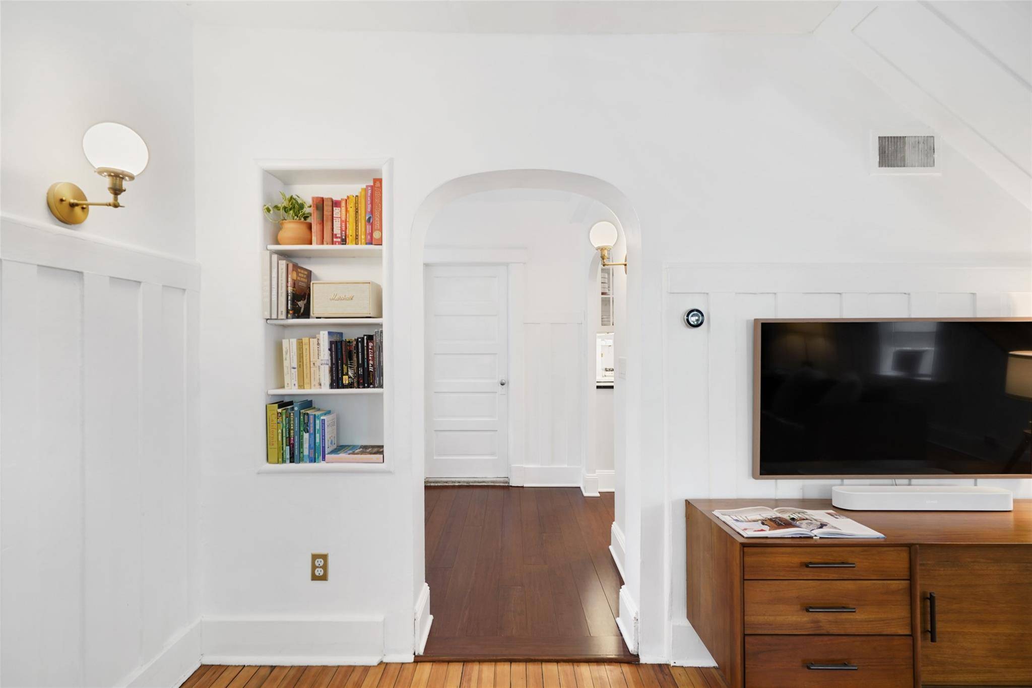 Croton-on-hudson, NY 10520,1223 Albany Post RD