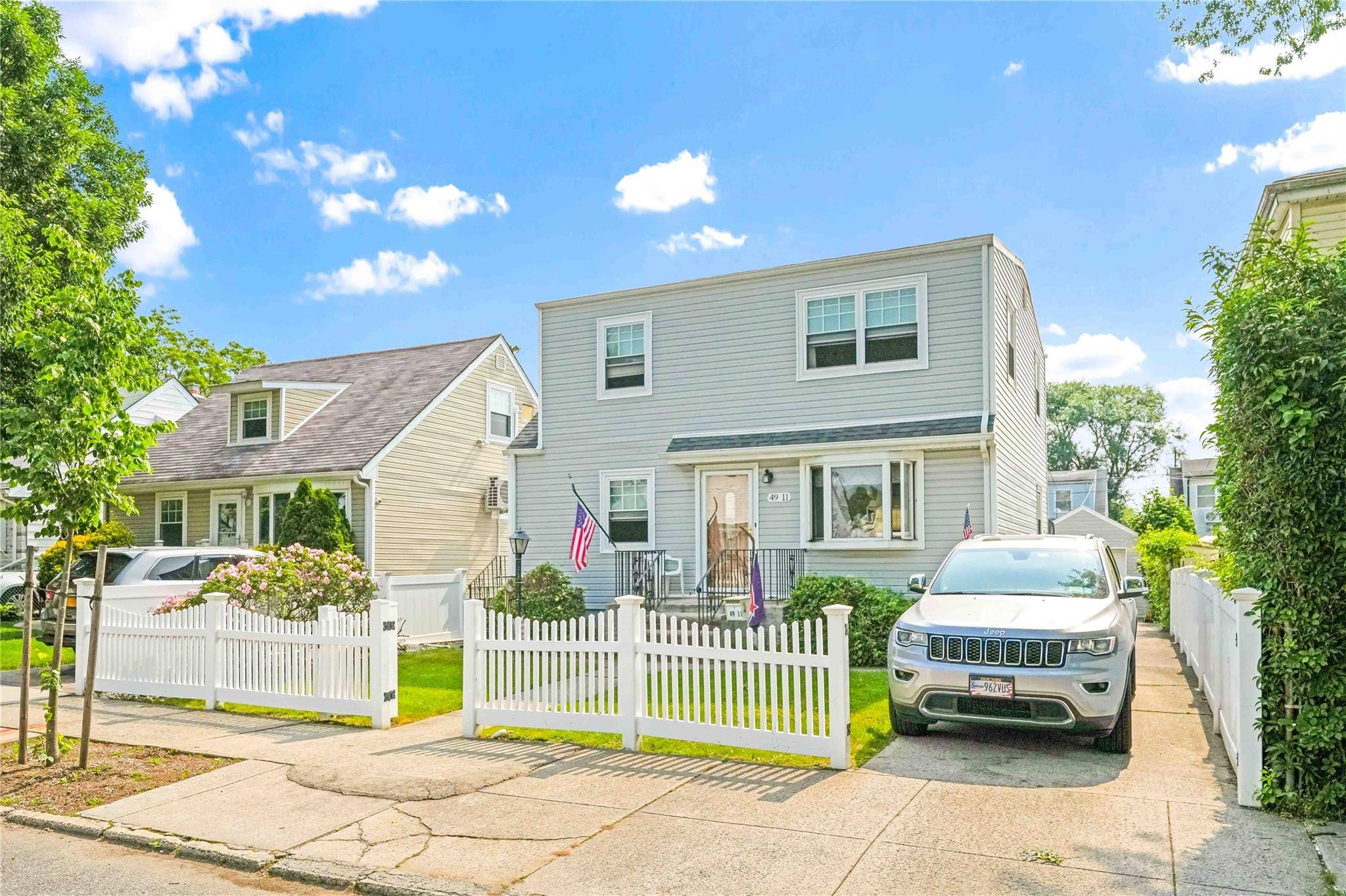 Flushing, NY 11365,4911 168th ST