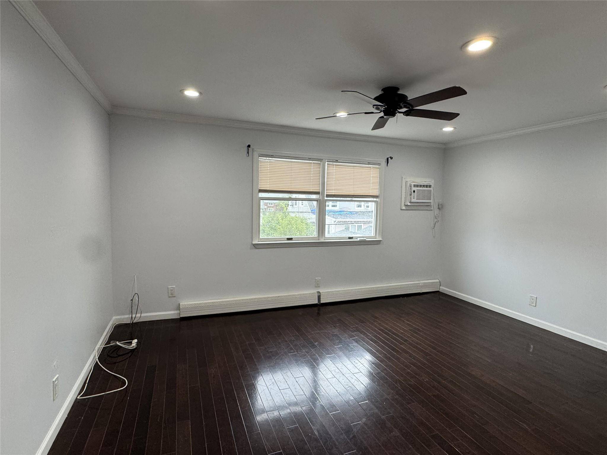 Levittown, NY 11756,98 Farmedge RD