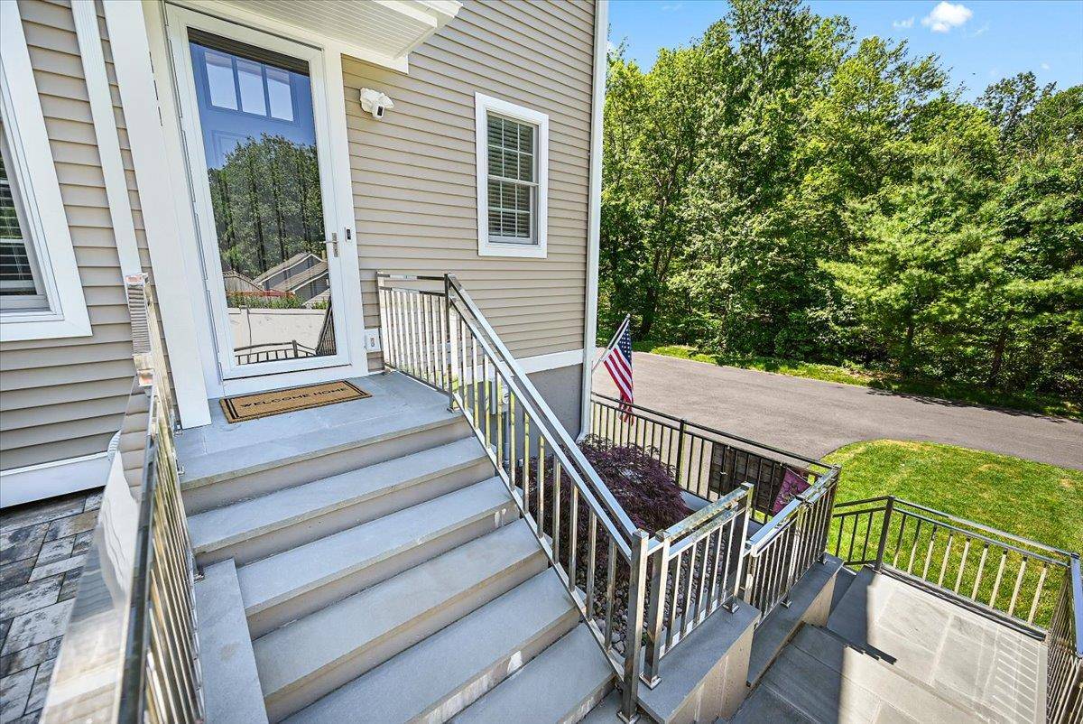 Yorktown Heights, NY 10598,309 Granite Springs RD