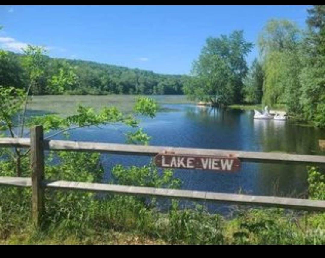 Rhinebeck, NY 12572,34 Bartles Landing RD