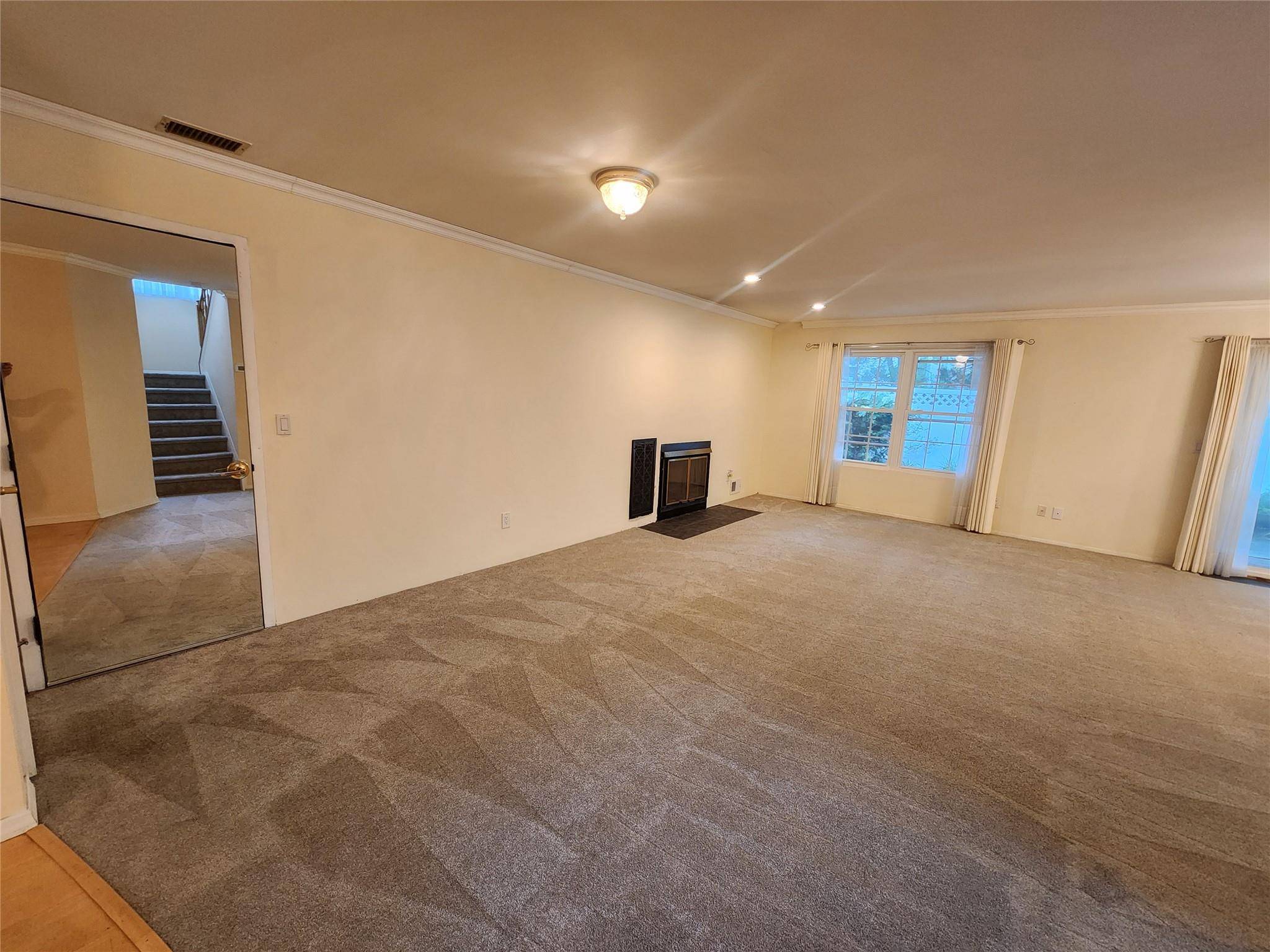 Coram, NY 11727,12 Grouse PATH