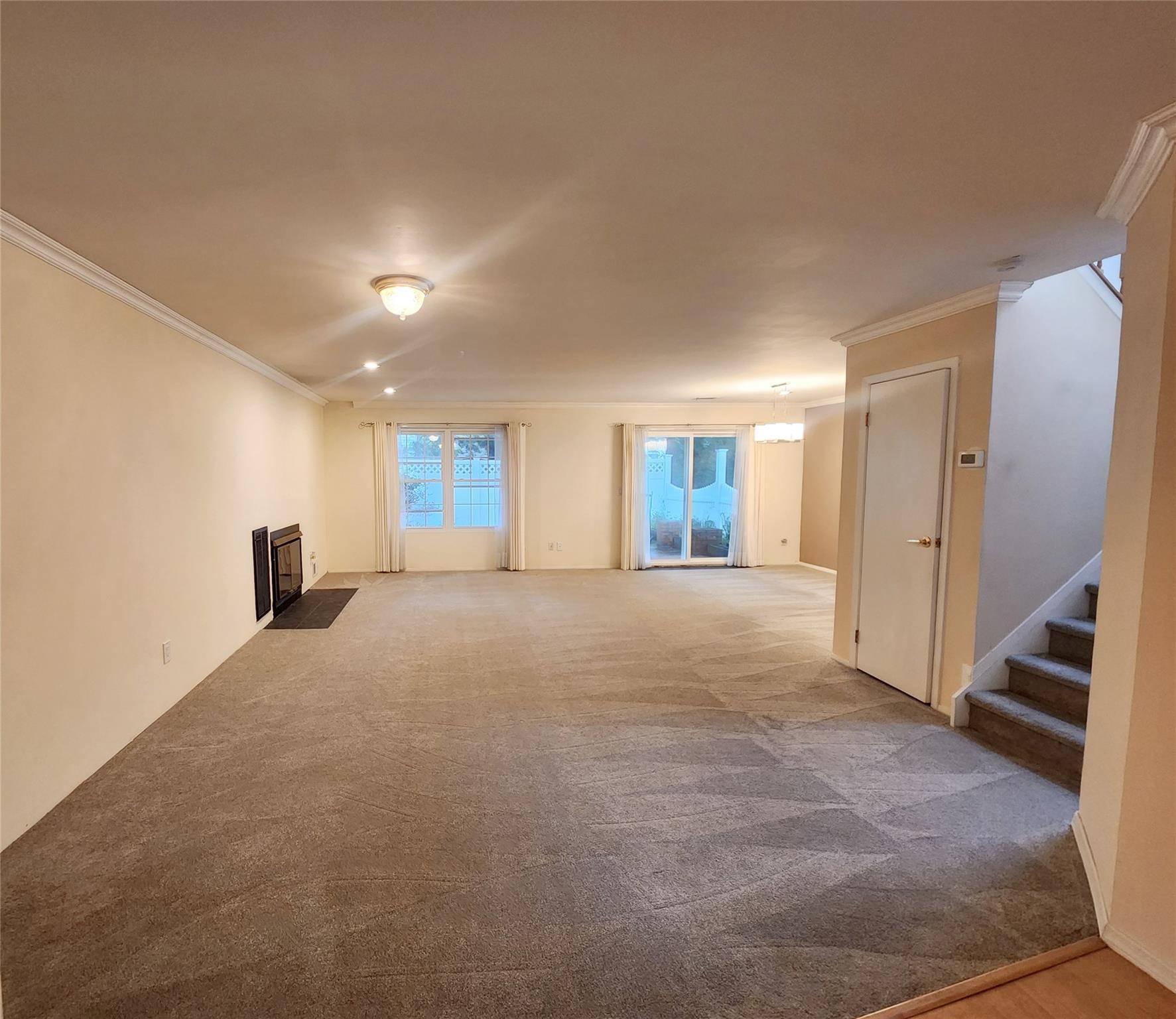 Coram, NY 11727,12 Grouse PATH