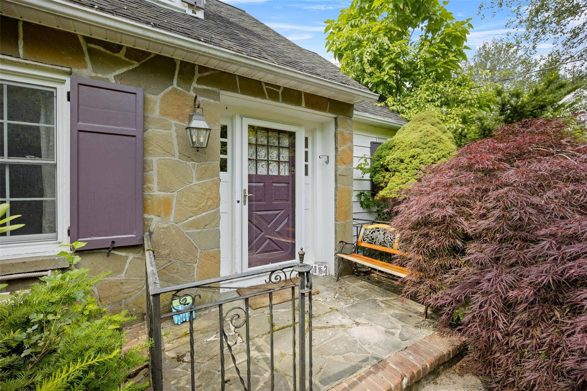 Kingston, NY 12401,167 Tammany ST