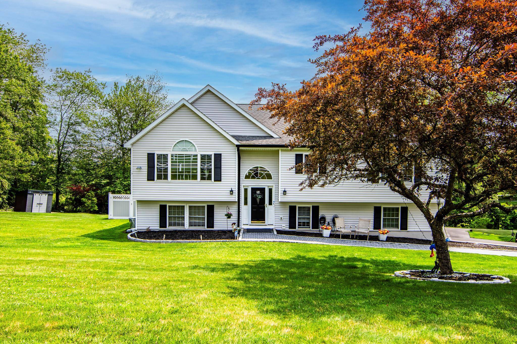 Carmel, NY 10512,24 Interlochen RD