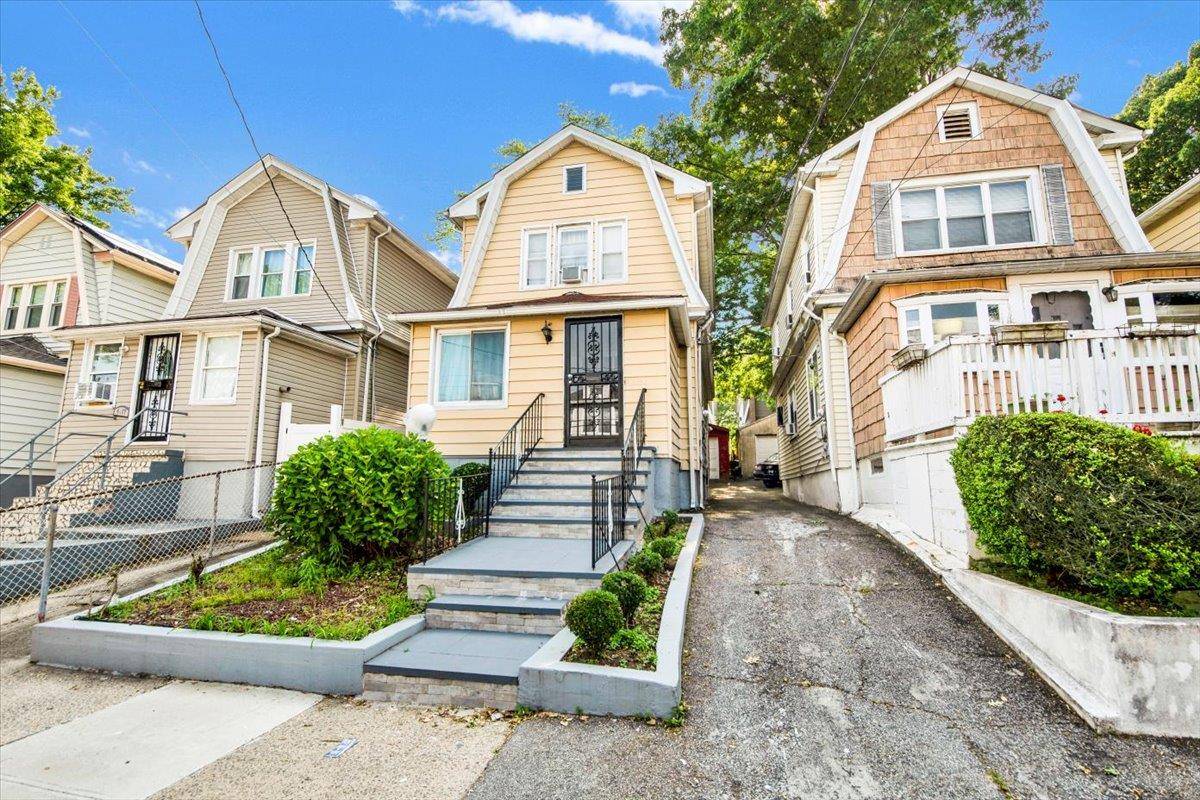 Bronx, NY 10466,4419 Edson AVE