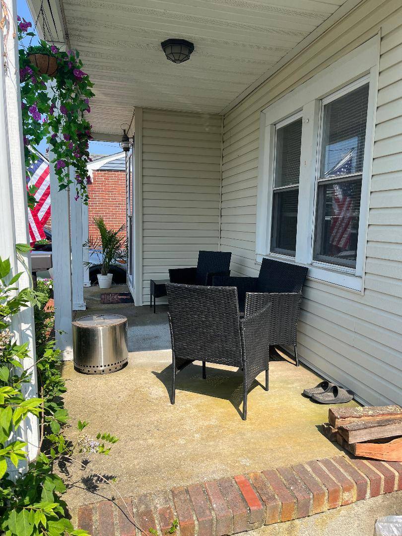 South Merrick, NY 11566,10 Dorothy CT