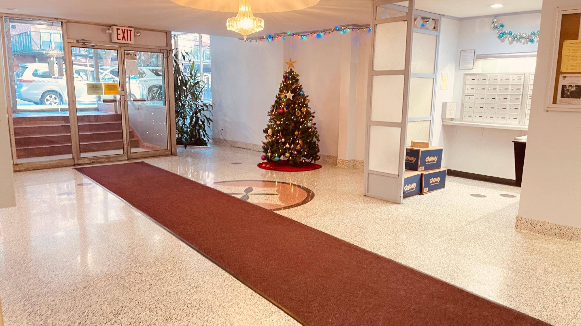 Flushing, NY 11355,143-43 41 #5C