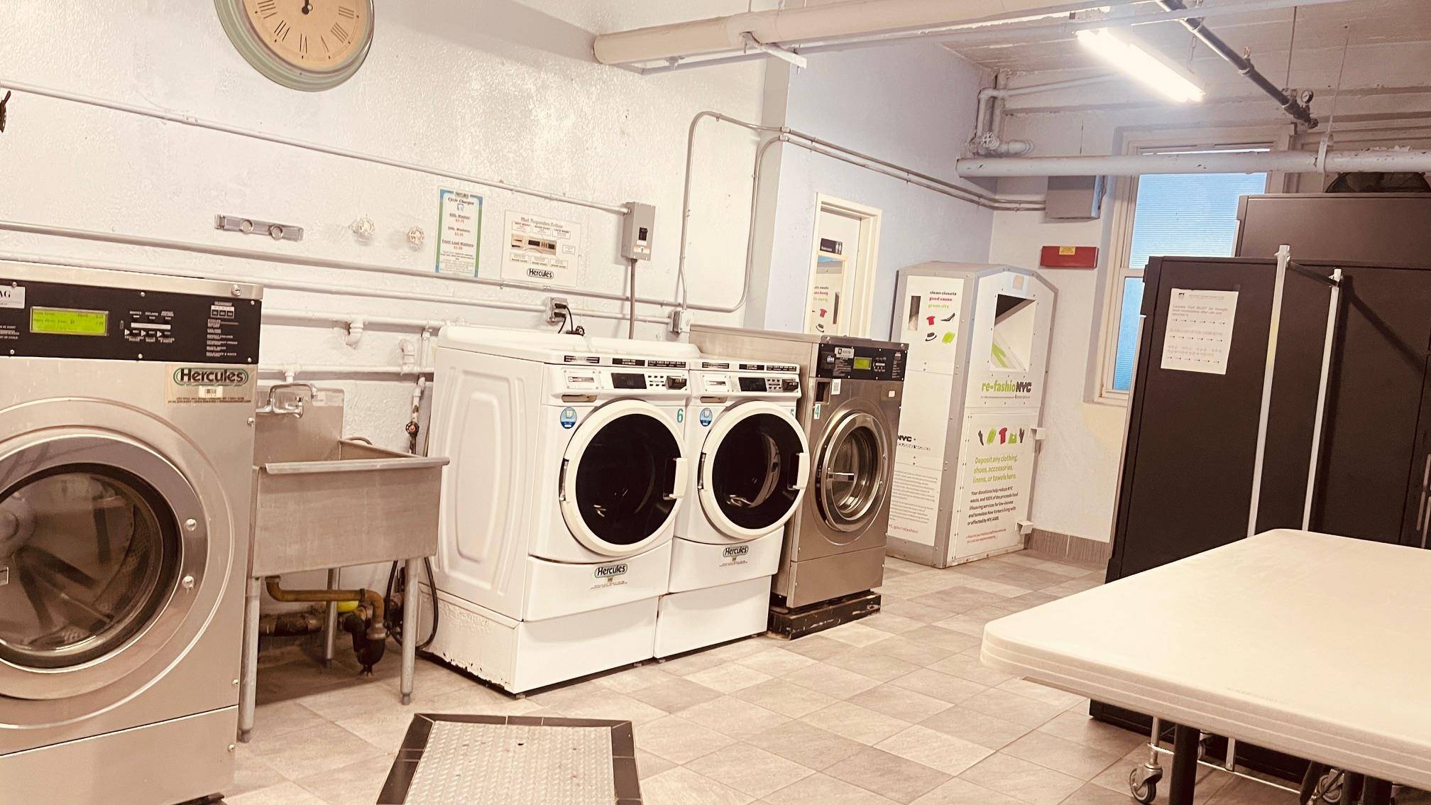 Flushing, NY 11355,143-43 41 AVE #5C