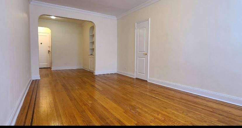 Rego Park, NY 11374,63-89 Saunders ST #4G