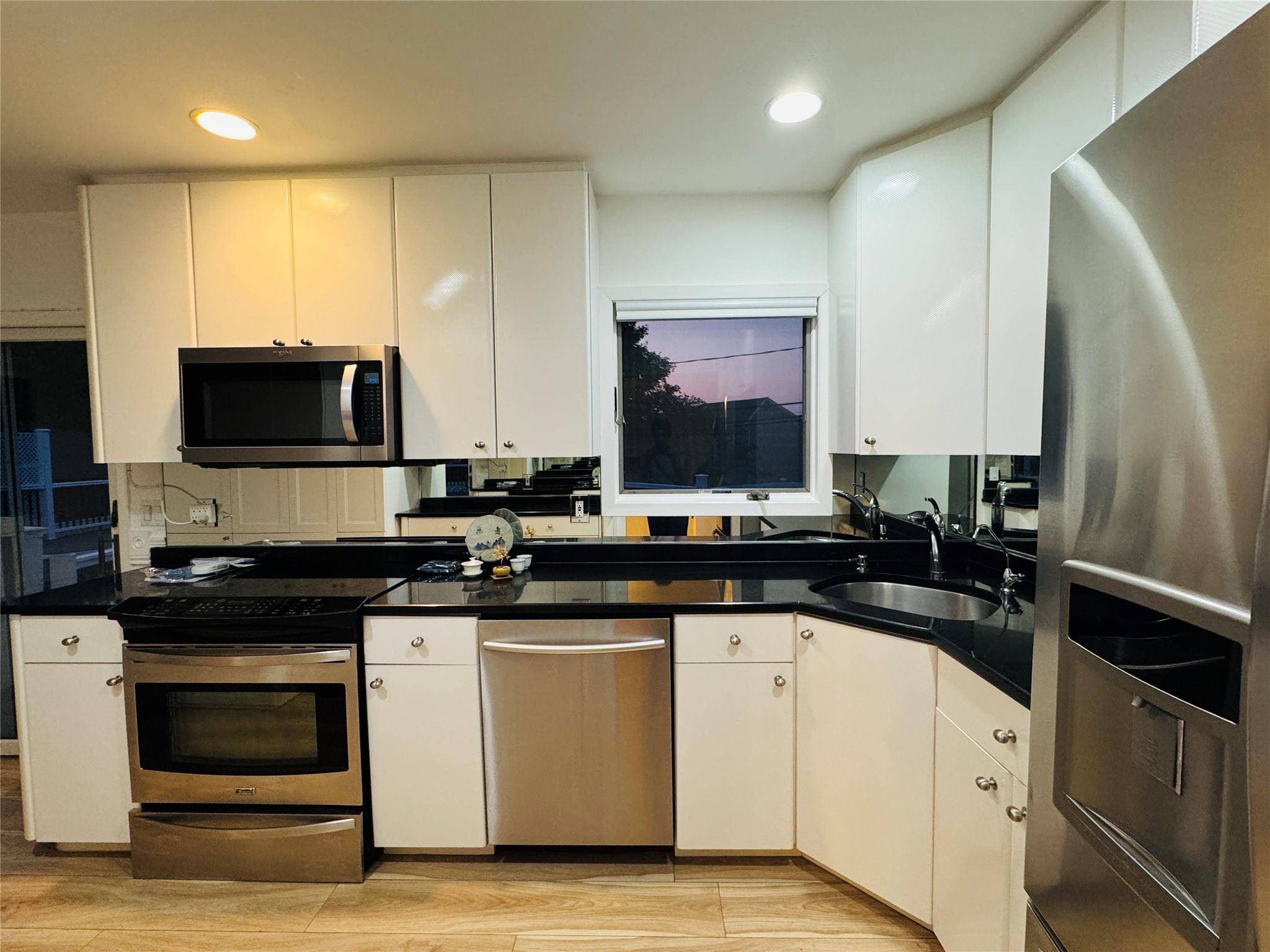Plainview, NY 11803,6 Fresno DR
