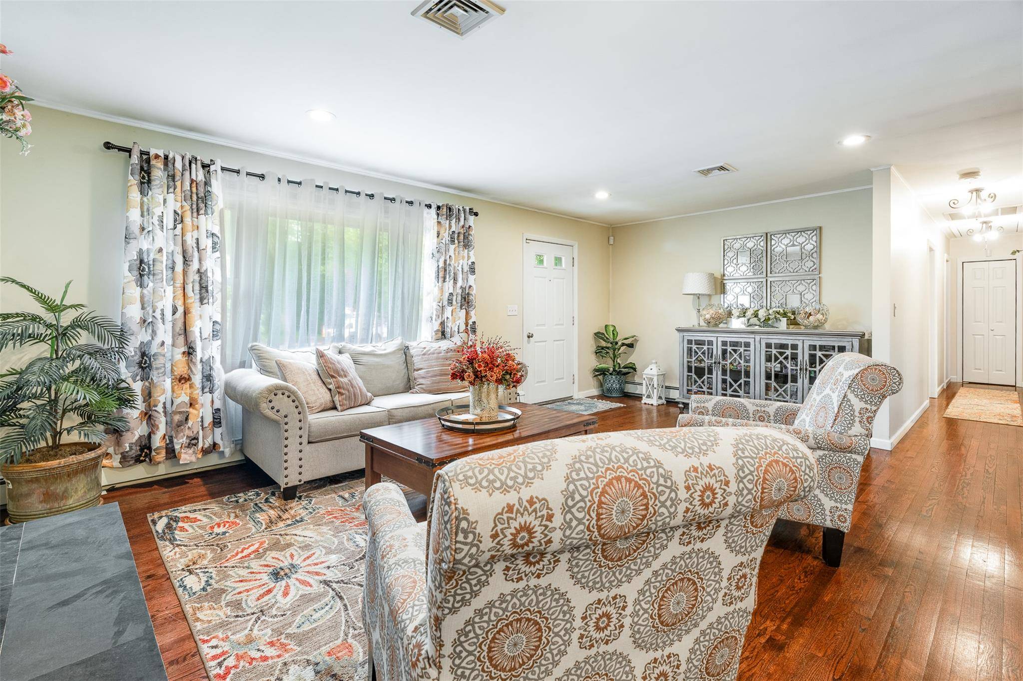 Wappingers Falls, NY 12590,63 Lake Walton RD